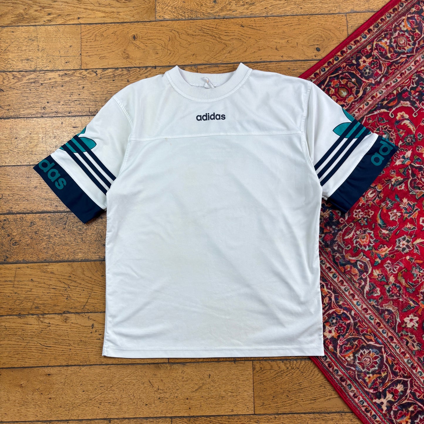 Vintage Adidas White Graphic T-Shirt - M