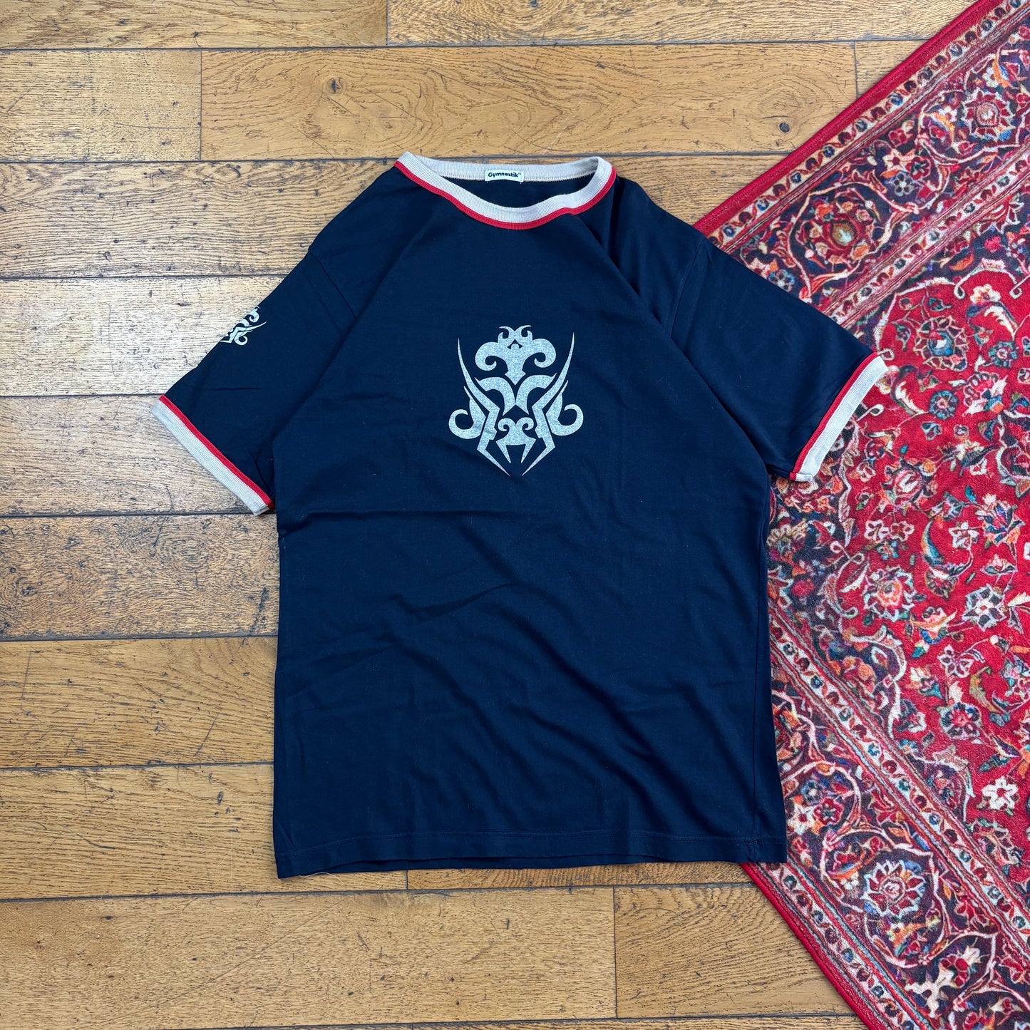Vintage 90s Navy Raglan Graphic T-Shirt - S