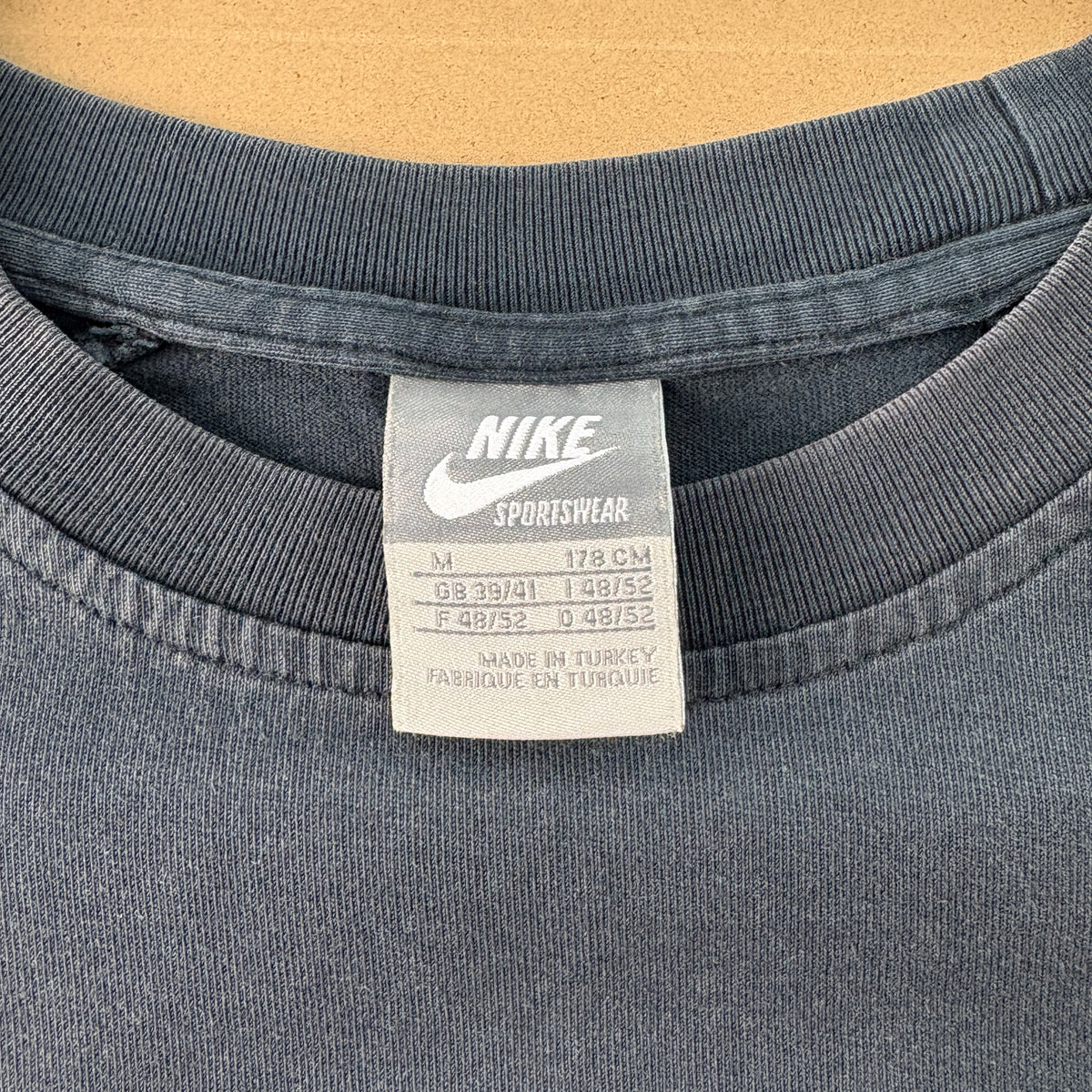 Vintage Nike Air Y2k 00s Black Graphic T-Shirt - S