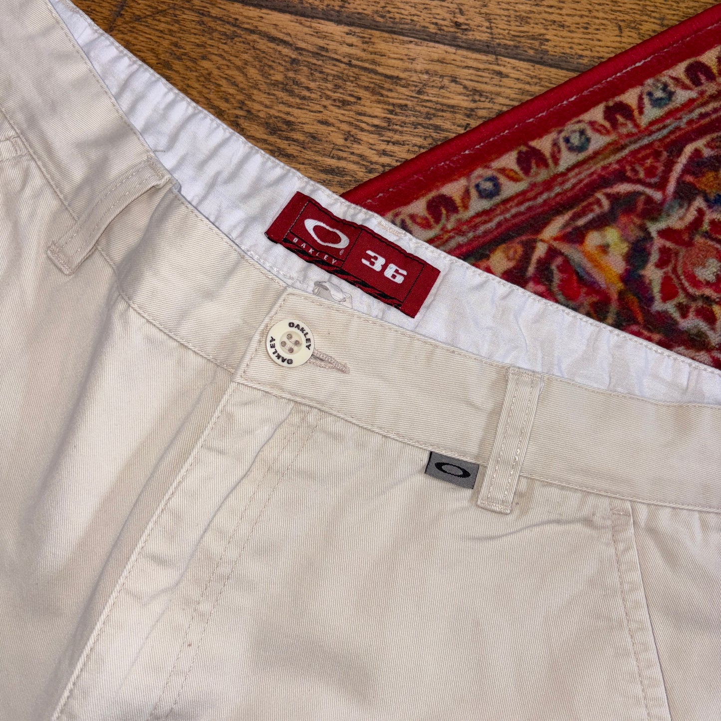 Vintage Oakley Cream Baggy Shorts Jorts - 35