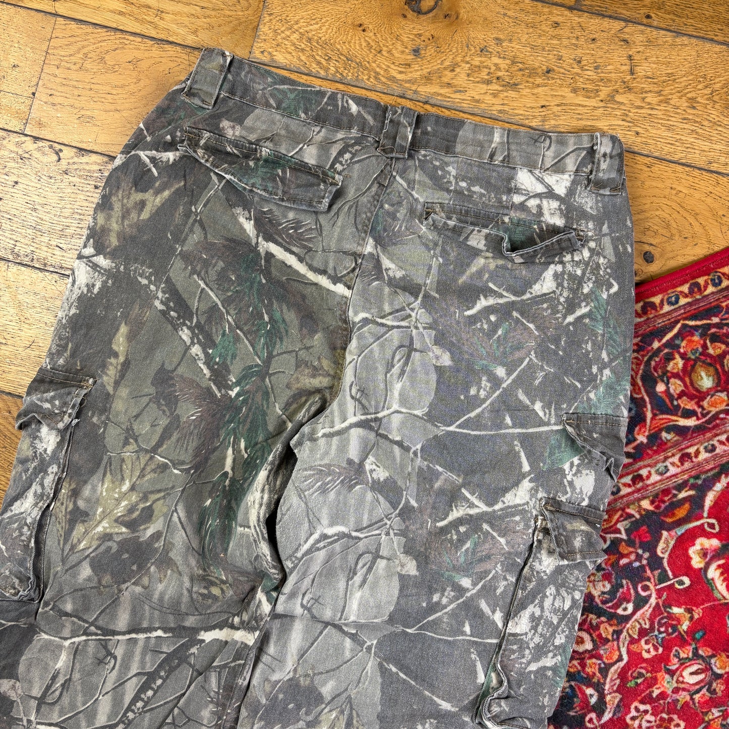 Vintage Real Tree Camo Cargo Green Hunting Workwear Trousers - 34