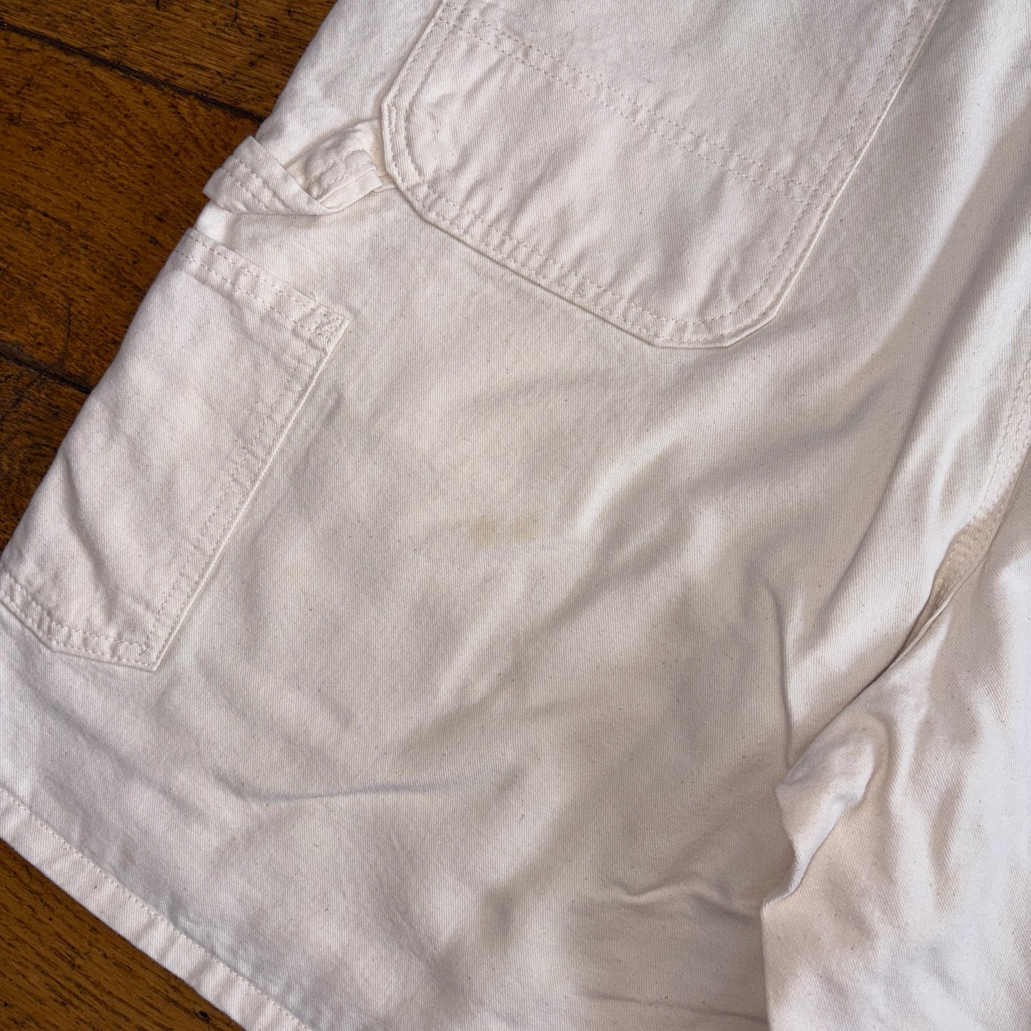 Vintage Carhartt Workwear Baggy Cream Carpenter Shorts - 38