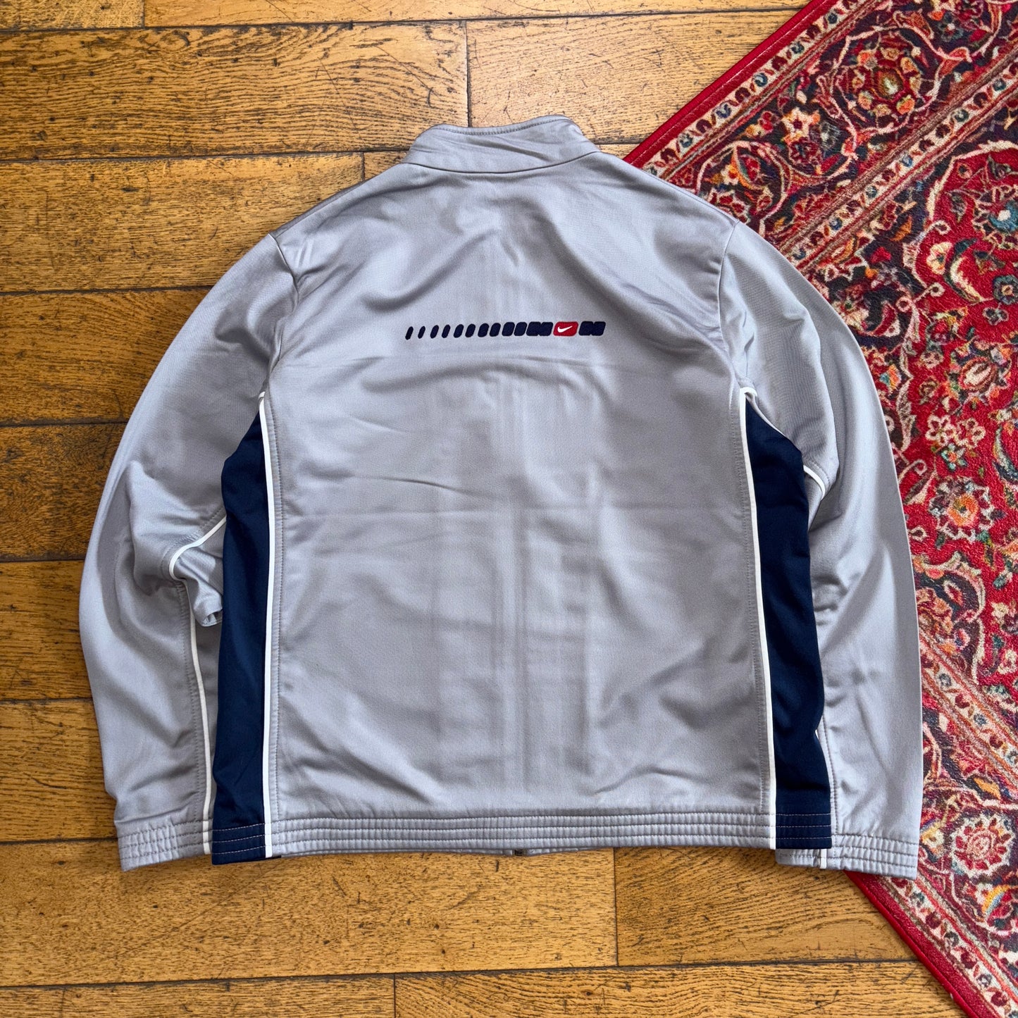 Vintage Nike Silver Y2K 00s Womens Tracksuit Track Shell Windbreaker Jacket - XL