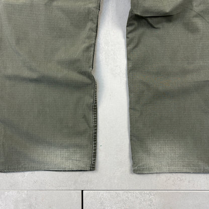 Vintage Carhartt Green Khaki Workwear Carpenter Baggy Cargo Trousers - 34