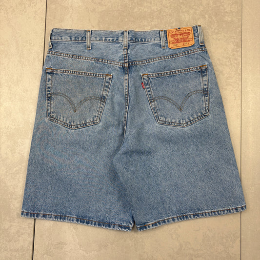 Vintage Levis 550 Baggy Blue Denim Shorts - 38