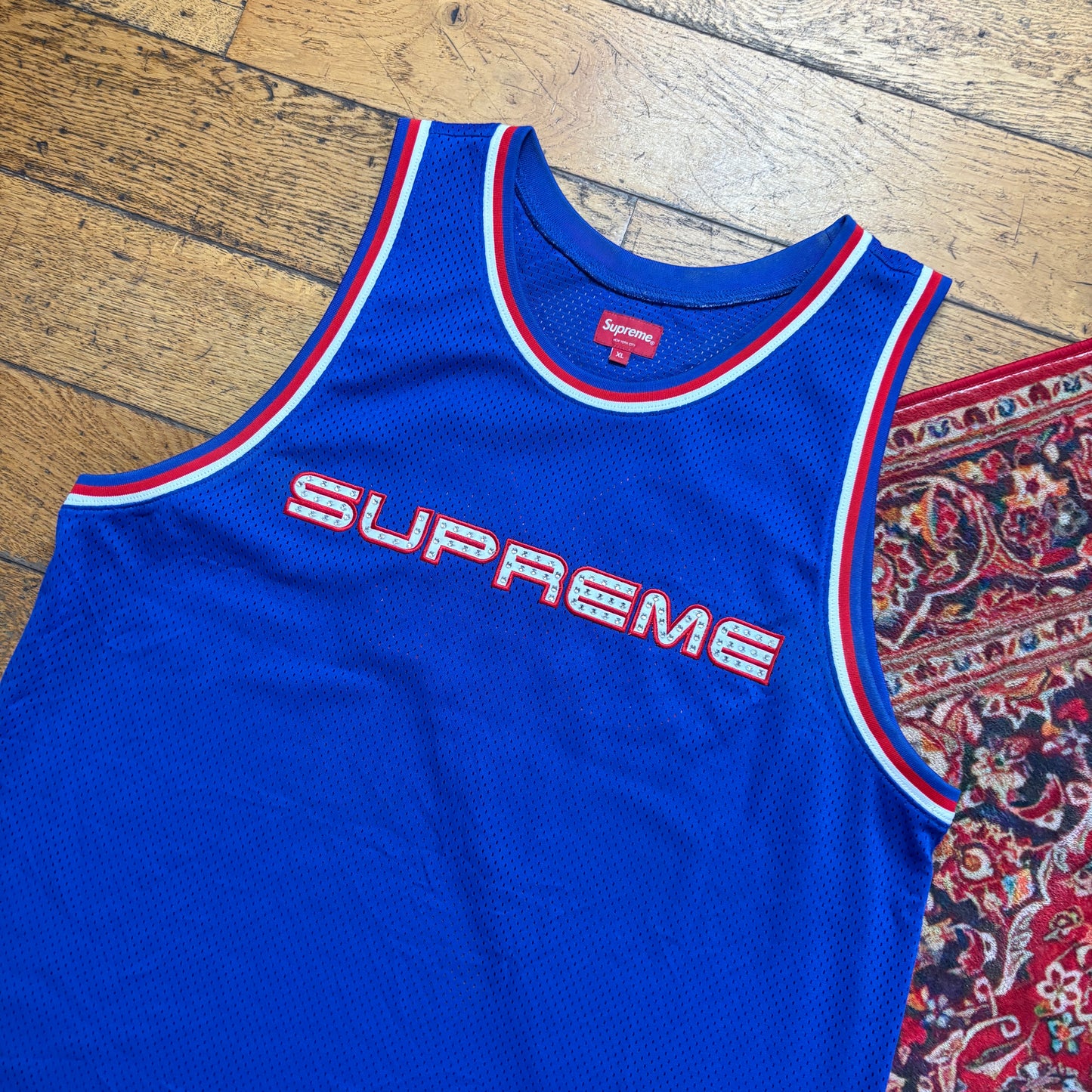 Vintage Supreme Embroidered Blue Basketball Jersey Vest Graphic T-Shirt - XL