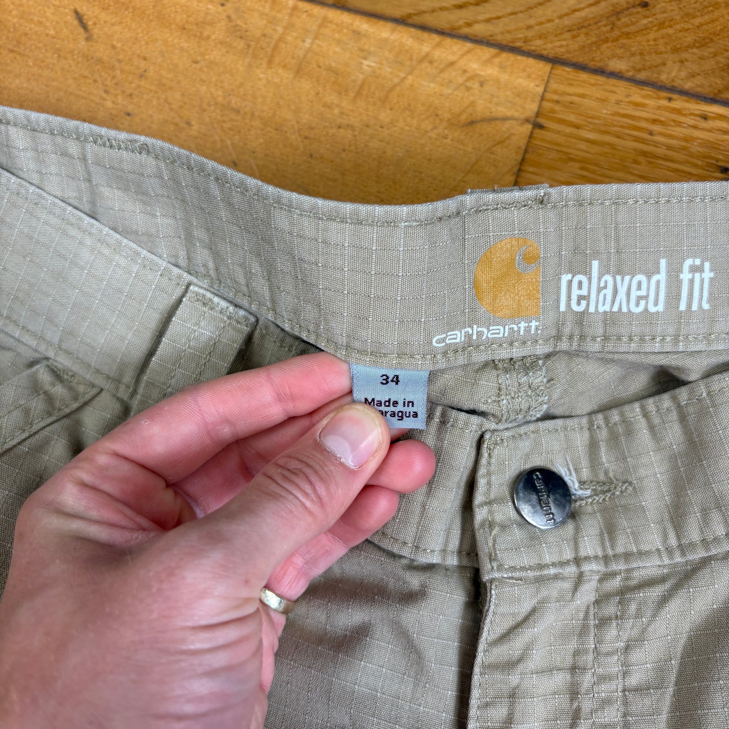 Vintage Carhartt Cream Workwear Baggy Carpenter Shorts - 34