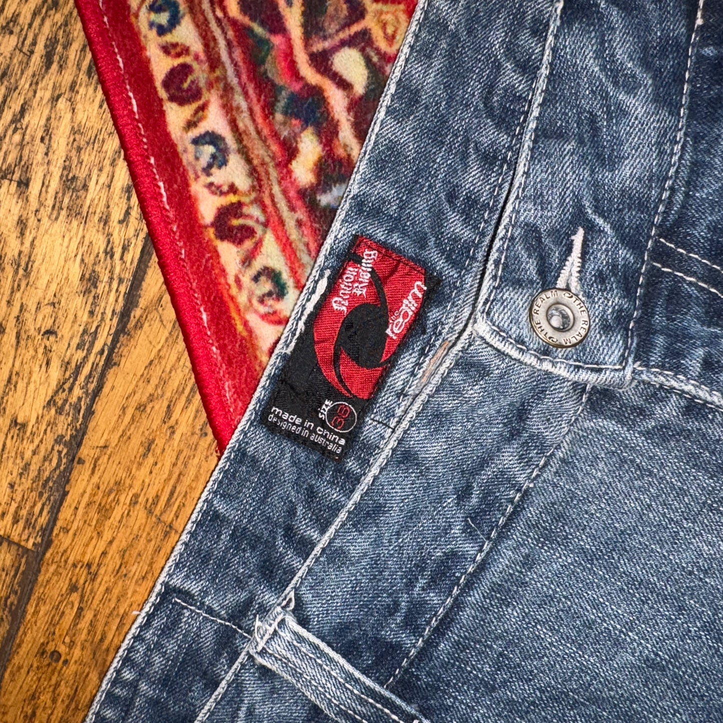 Vintage Blue Embroidered Y2K Hip Hop Baggy Jeans Shorts Jorts - 38