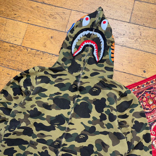 Vintage Bape Bathing Ape Green Camo Shark Hoodie Embroidered Sweatshirt - M
