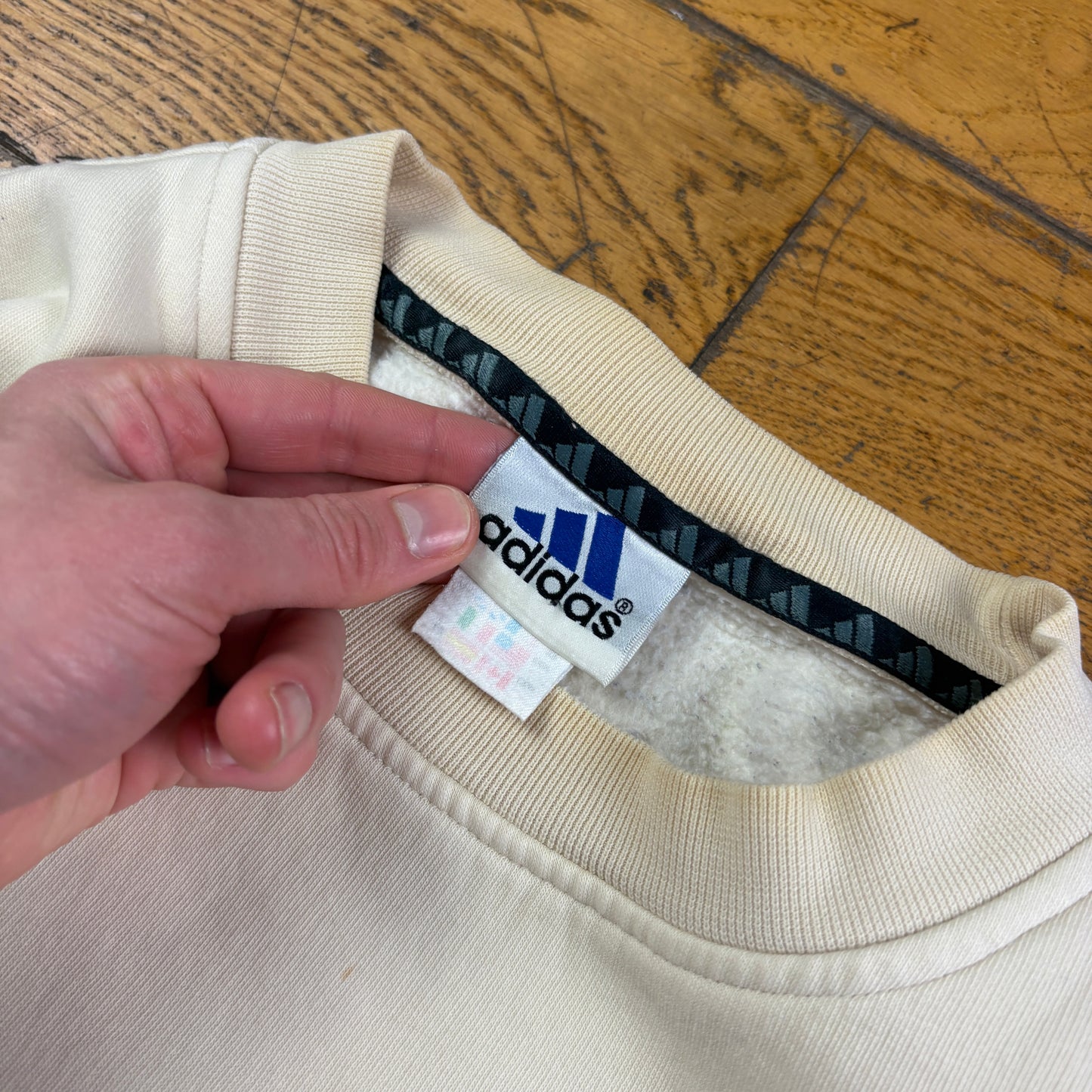 Vintage 90s Adidas Cream Embroidered Sweatshirt - XL