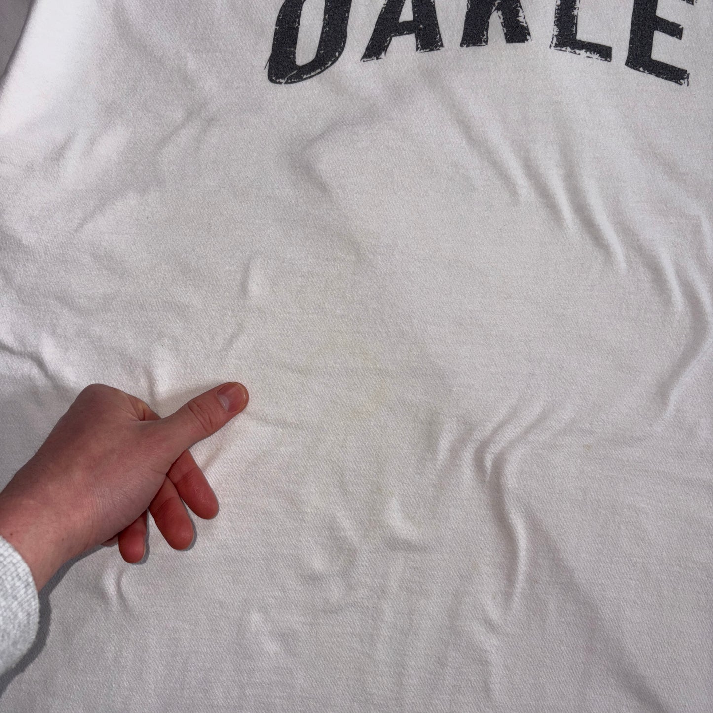 Vintage Oakley White Graphic T-Shirt - 2XL