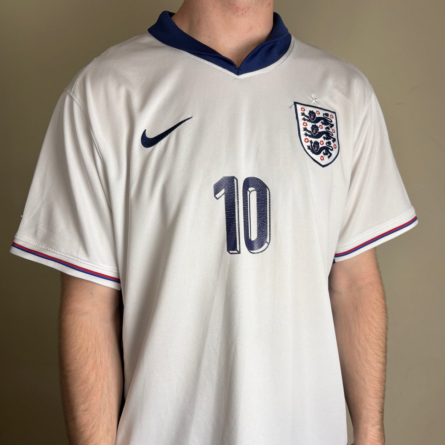 Vintage England Football White Nike Bellingham World Cup Football Shirt - XL