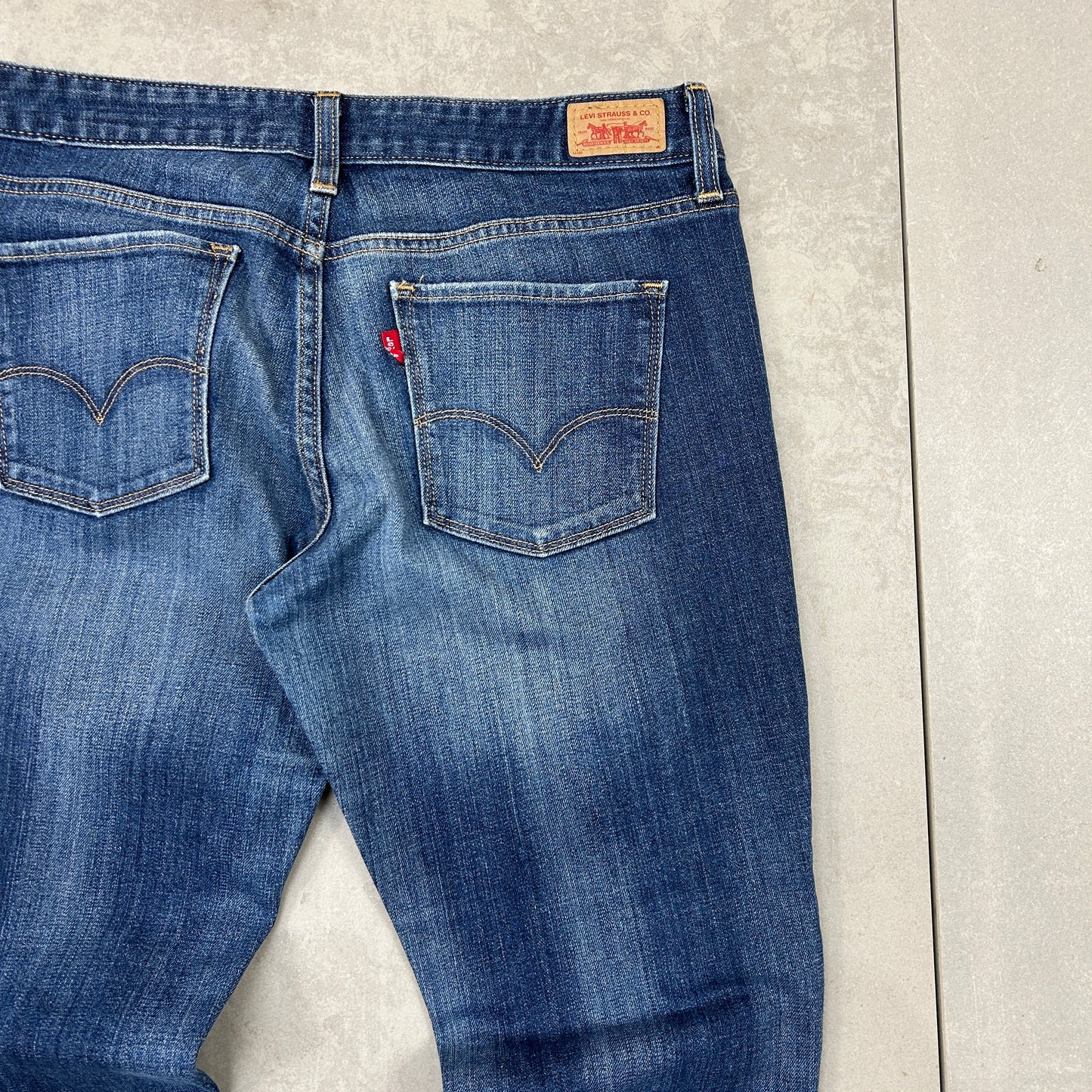 Vintage Levis 552 Womens Straight Blue Denim Jeans - 12
