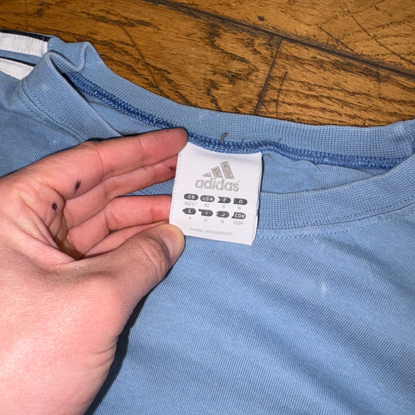 Vintage Adidas Blue Long Sleeve Embroidered Graphic T-Shirt - M