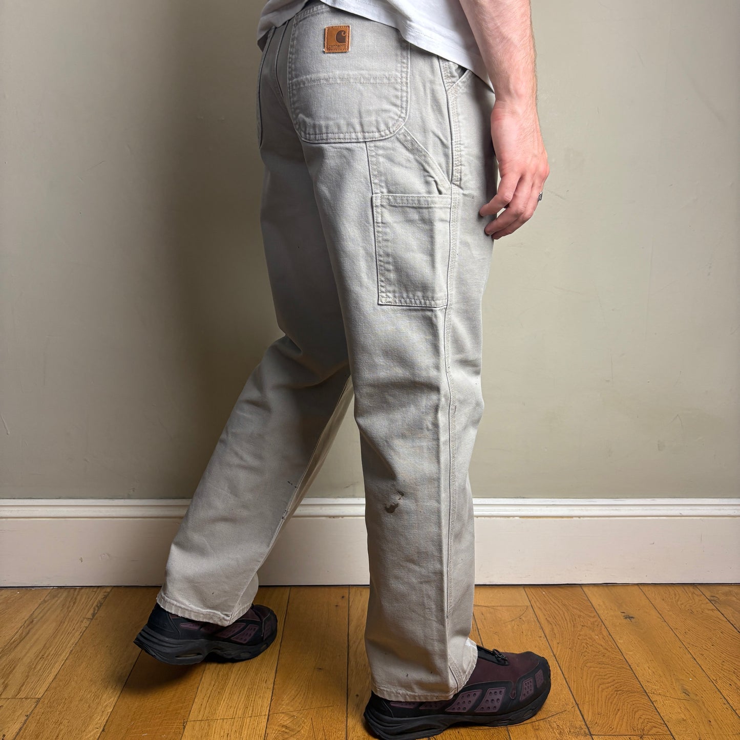 Vintage Carhartt Cream Light Brown Workwear Carpenter Baggy Trousers - 33R