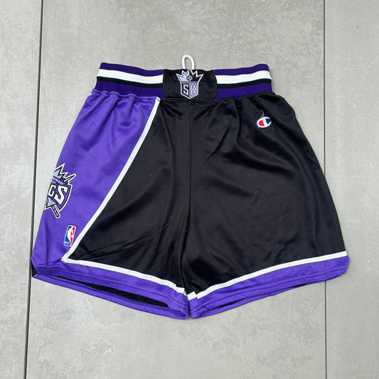 Vintage NBA Sacramento Kings Black Purple Basketball Shorts - S