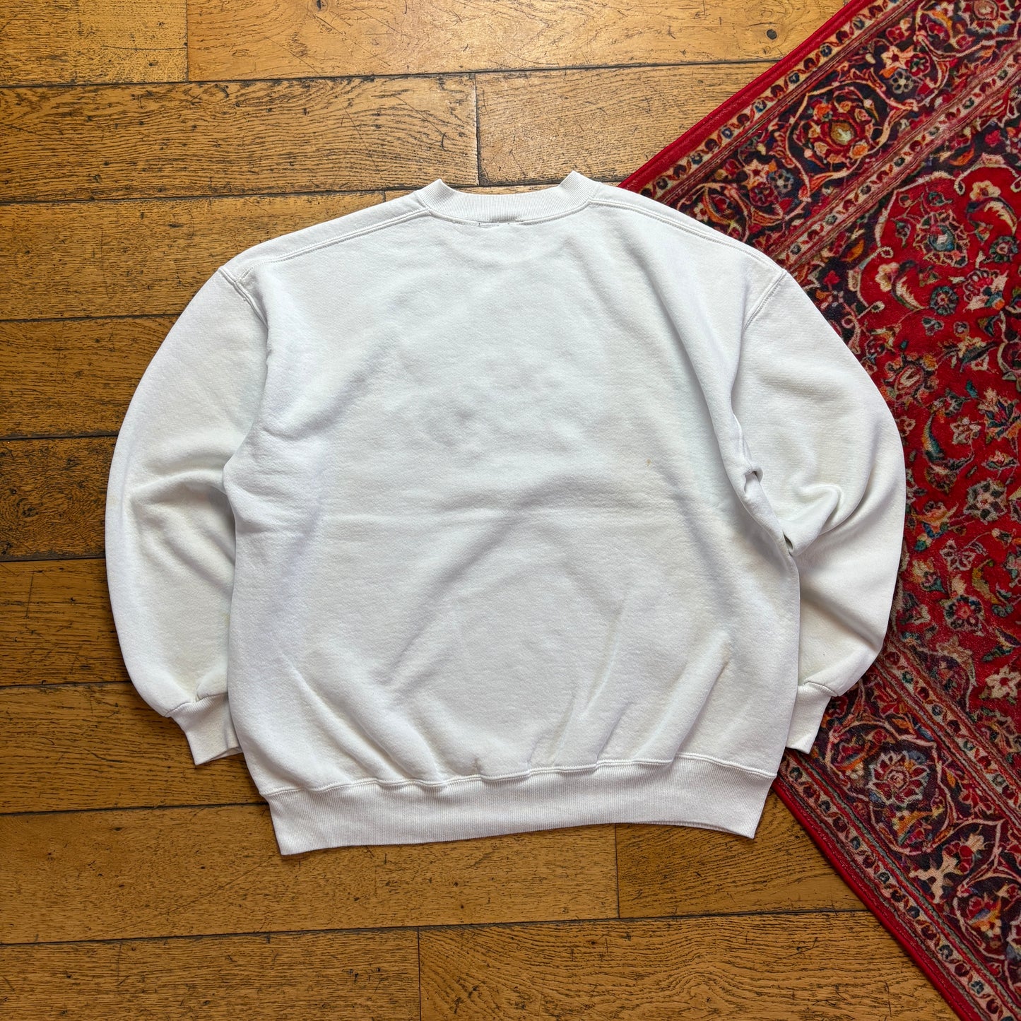 Vintage 90s Hard Rock Cafe White Embroidered Sweatshirt - XL