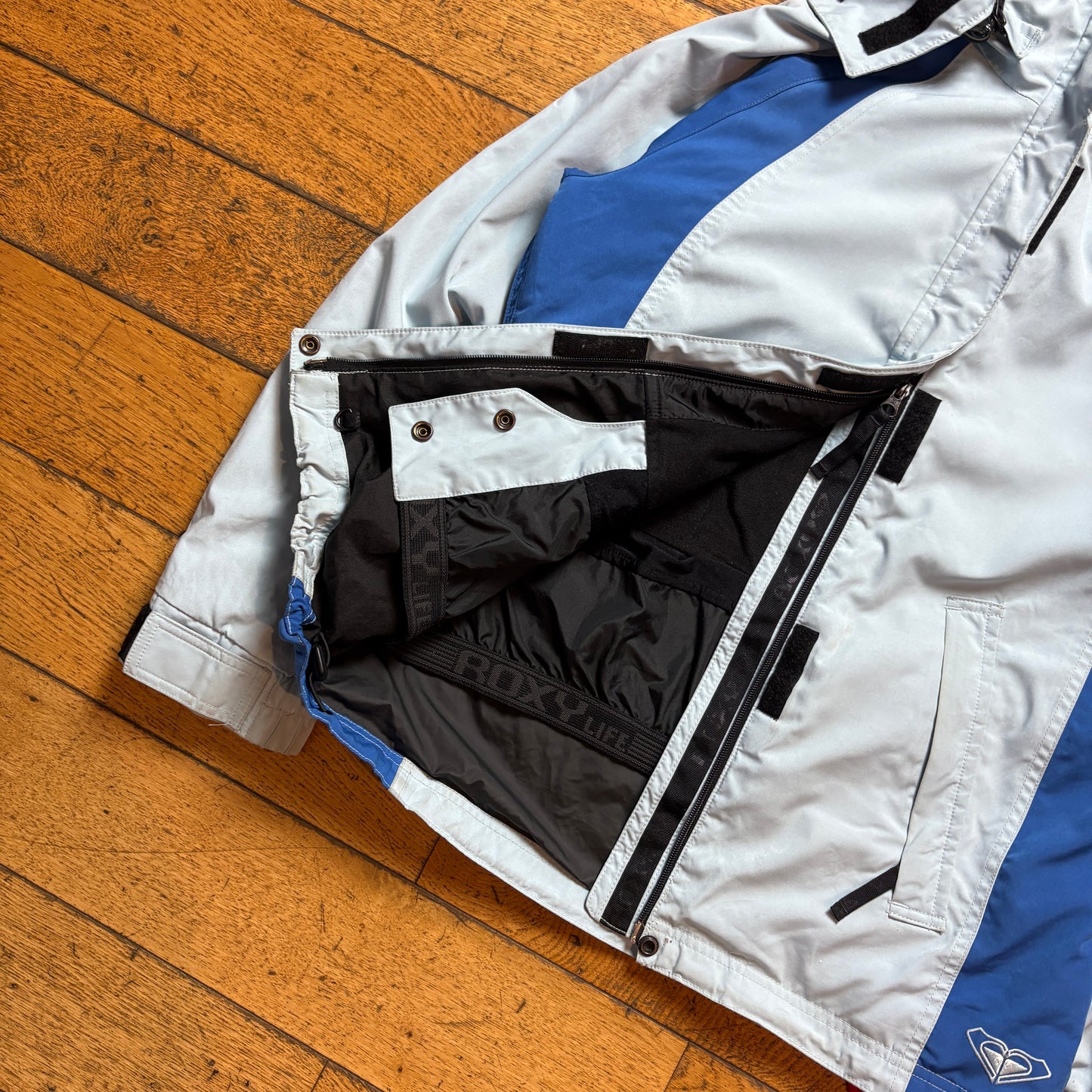 Vintage Quiksilver Roxy Blue Ski Surfwear Technical Jacket - Size 10