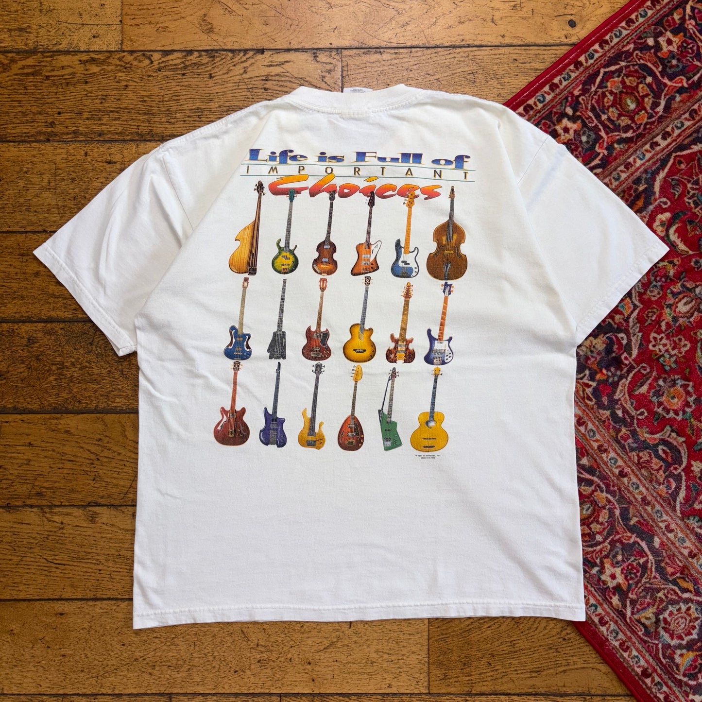 Vintage 1997 Guitar White Graphic T-Shirt - L