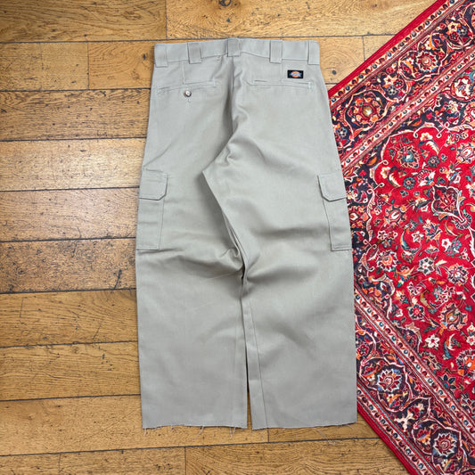 Vintage Dickies 874 Cream Cargo Baggy Skate Trousers - 32