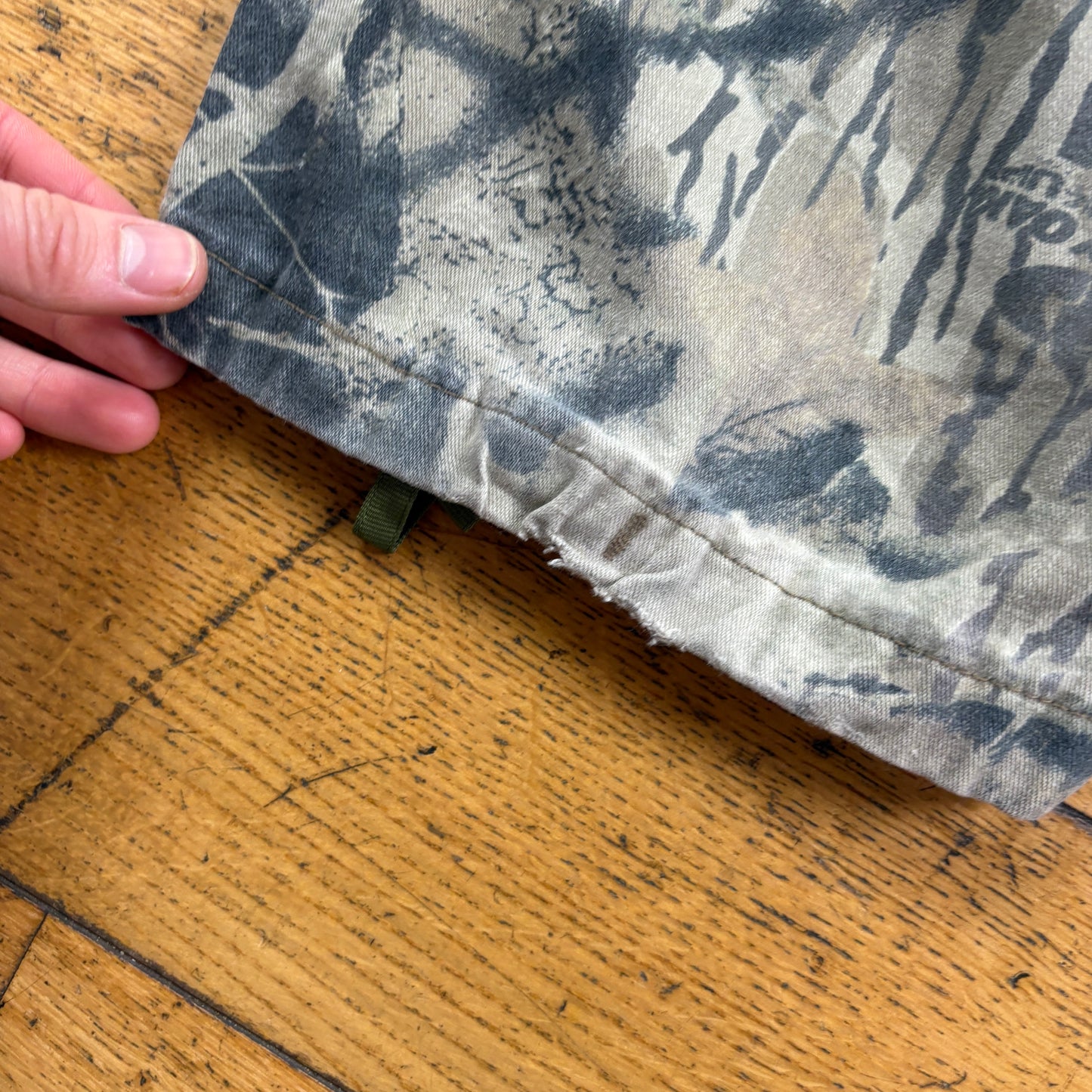 Vintage Real Tree Camo Green Hunting Workwear Trousers - 32