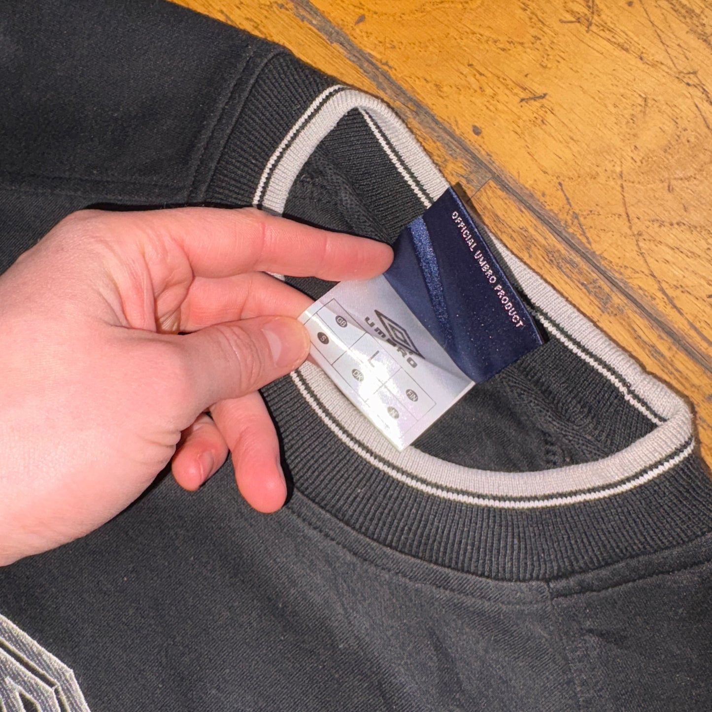 Vintage Umbro Black Embroidered Sweatshirt - L