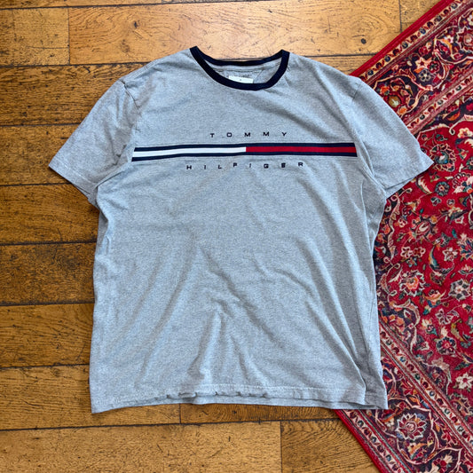 Vintage Tommy Hilfiger Embroidered Grey Graphic T-Shirt - XL