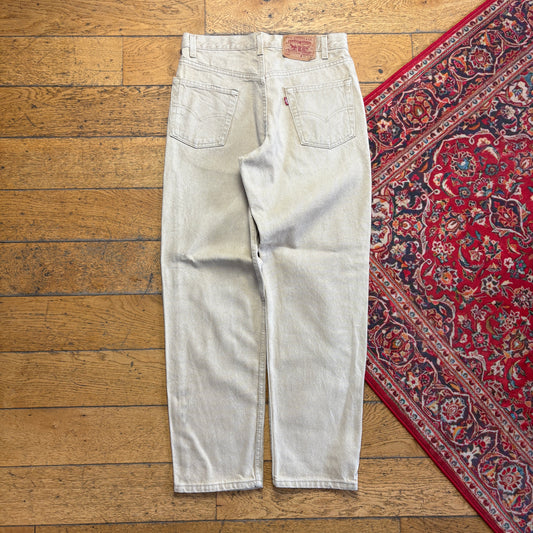 Vintage Levis 550 Relaxed Tapered Cream Denim Jeans - 31S