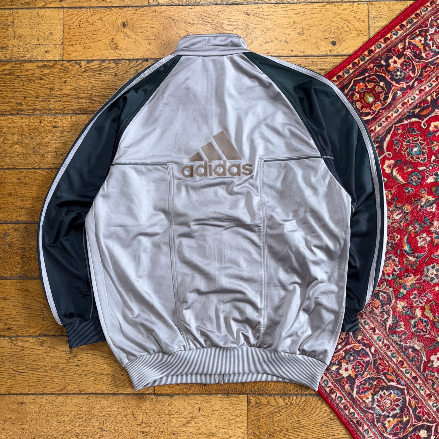 Vintage Adidas Grey Silver Tracksuit Track Shell Windbreaker Jacket - M