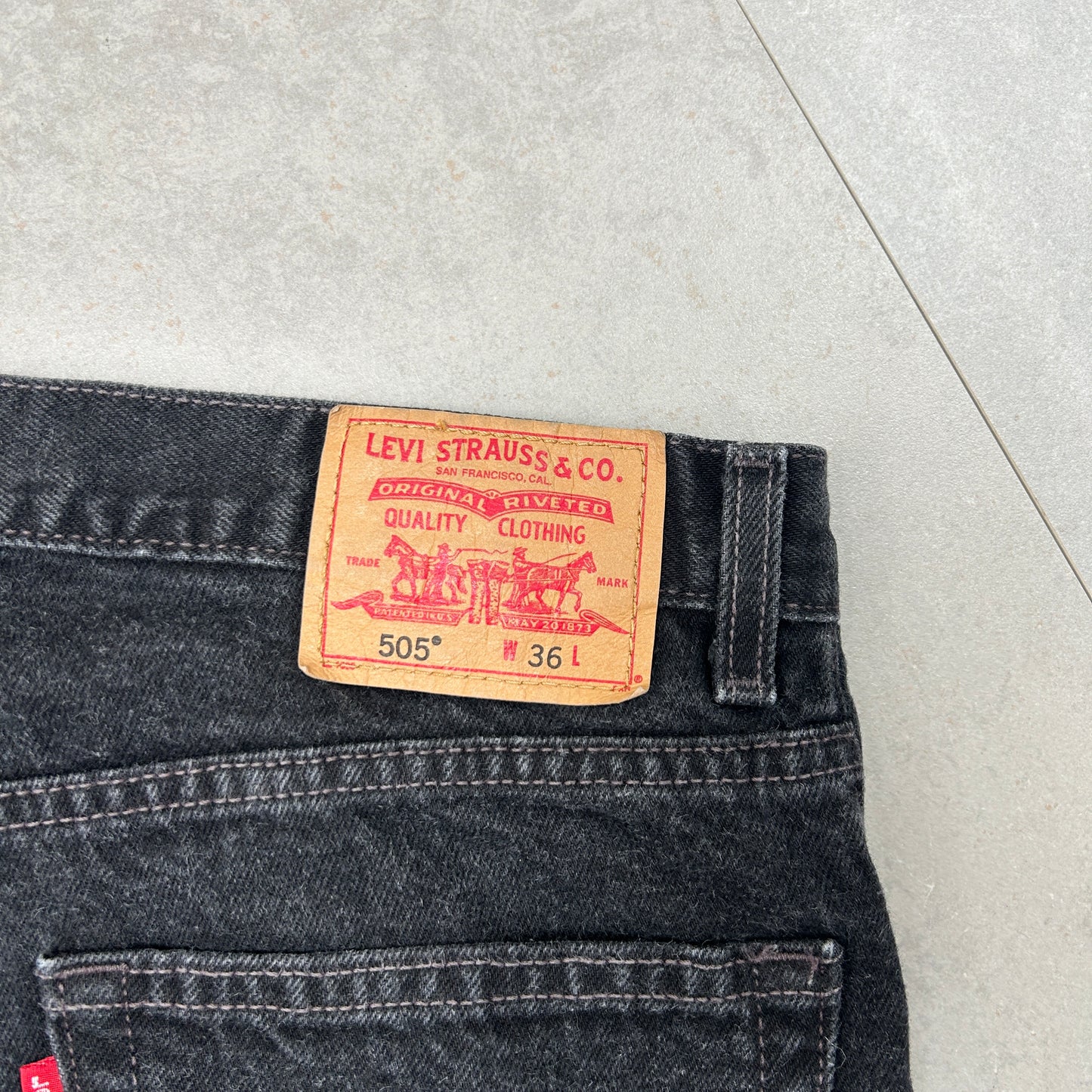 Vintage Levis 505 Black Baggy Denim Shorts - 36