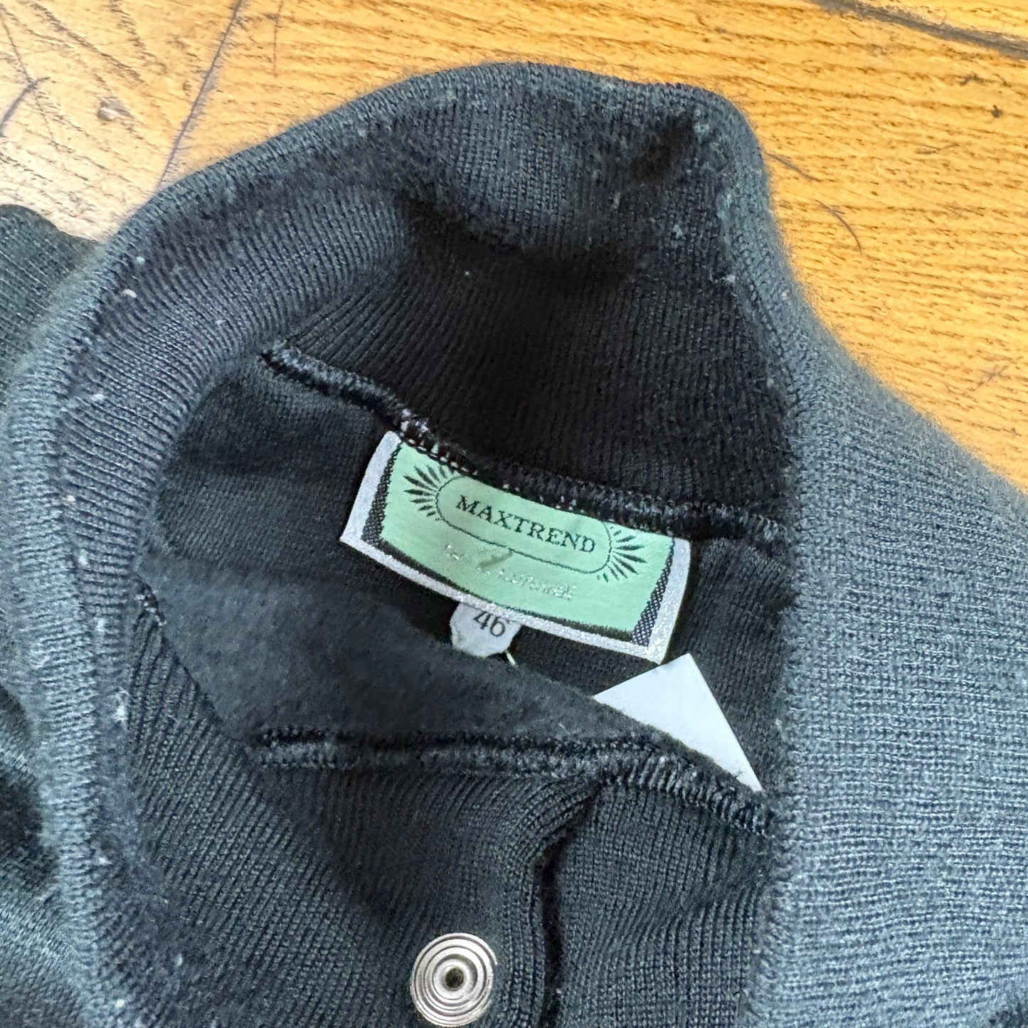 Vintage 90s Black Aztec Pattern Embroidered Sweatshirt - M