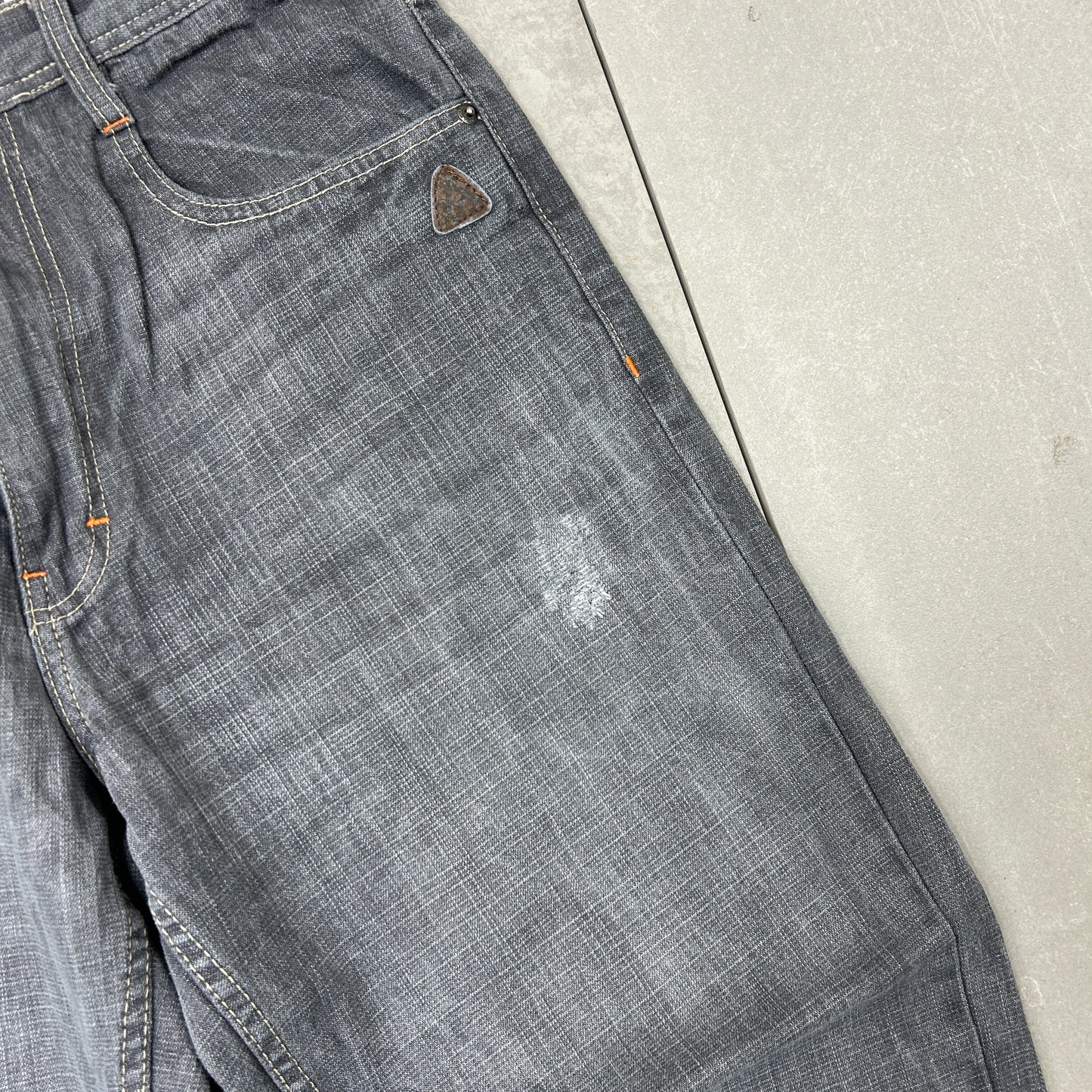 Vintage Akademiks Embroidered Hip Hop Baggy Grey Jeans - 32