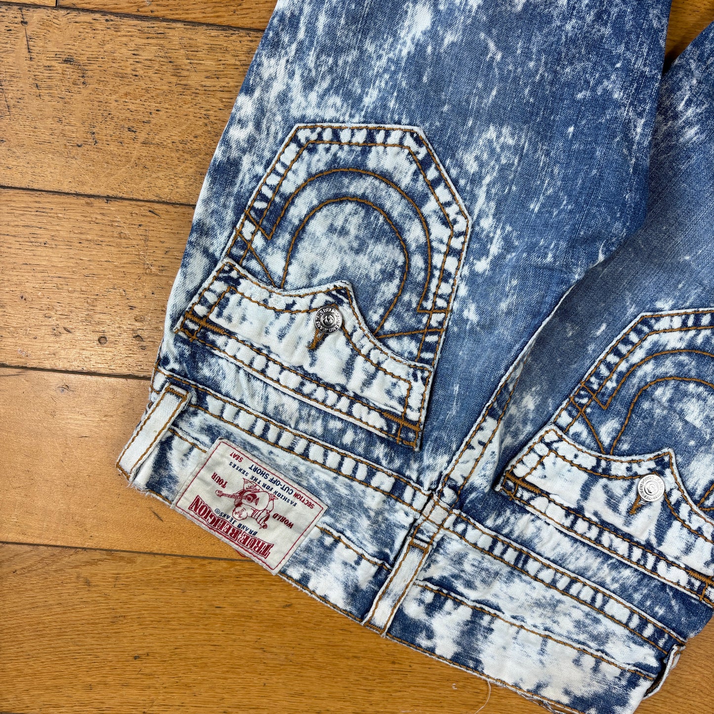 Vintage True Religion Blue Bleached Embroidered Y2K Shorts Jorts - 34