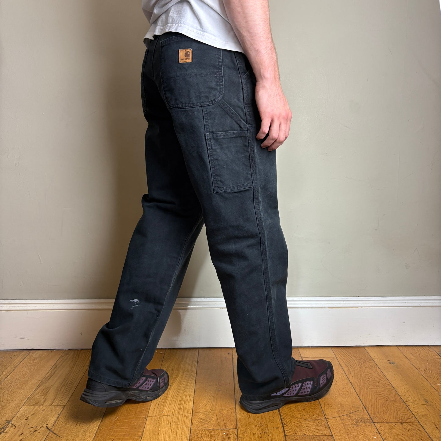 Vintage Carhartt Black Workwear Carpenter Baggy Trousers - 34R