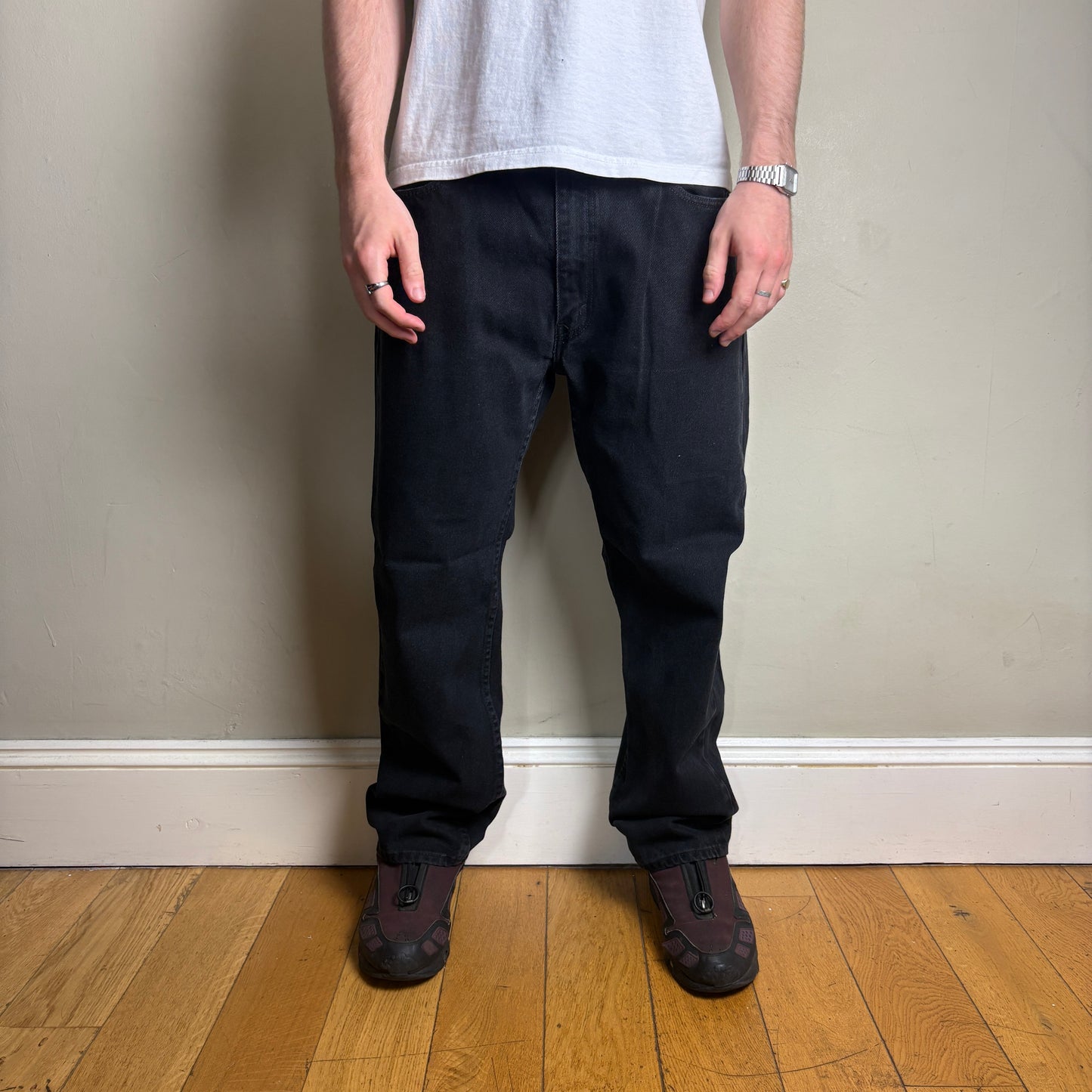 Vintage Levis 505 Baggy Black Denim Jeans - 38S