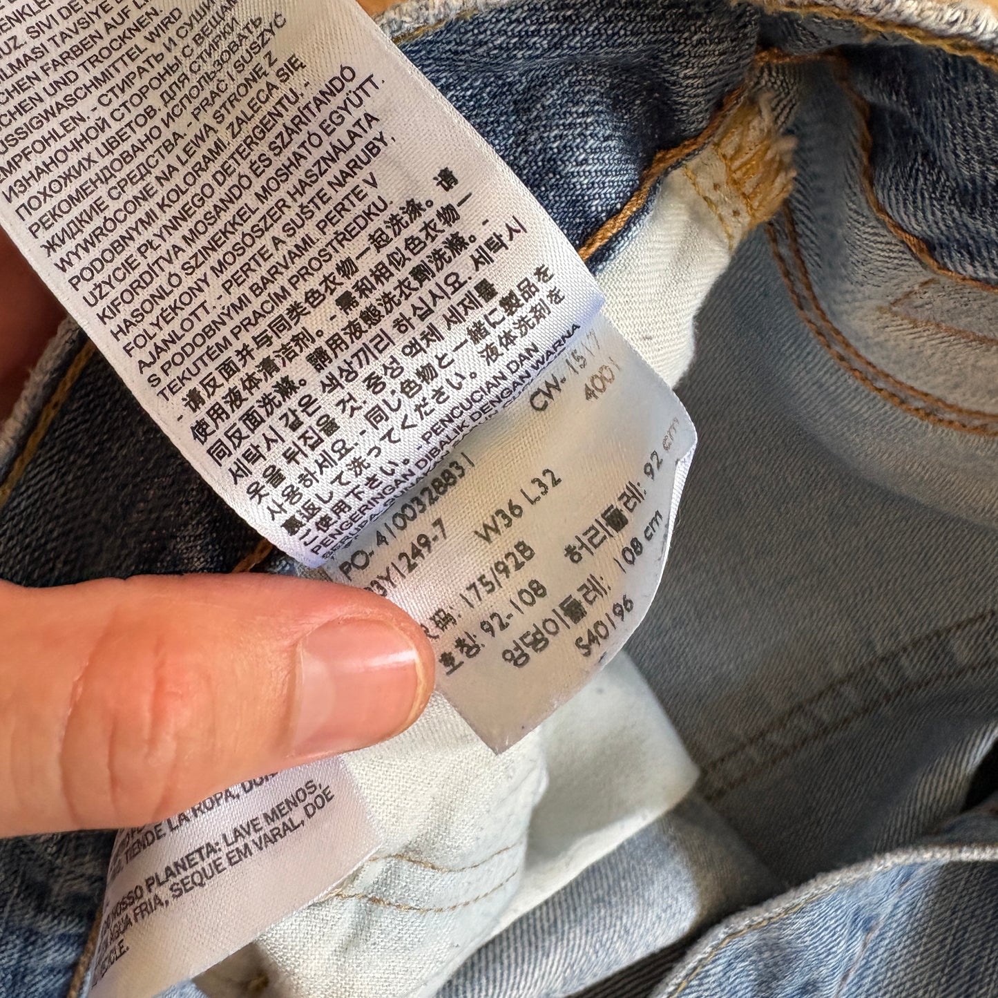 Vintage Levis 569 Baggy Blue Denim Jeans - 38R