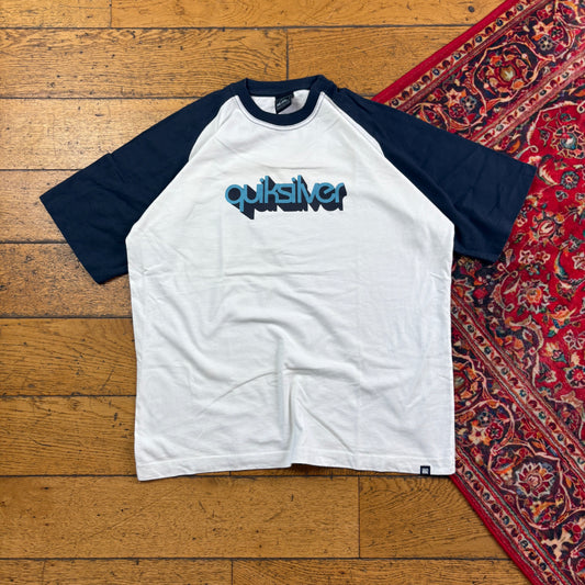 Vintage Quiksilver White Navy Surfwear Graphic T-Shirt - M
