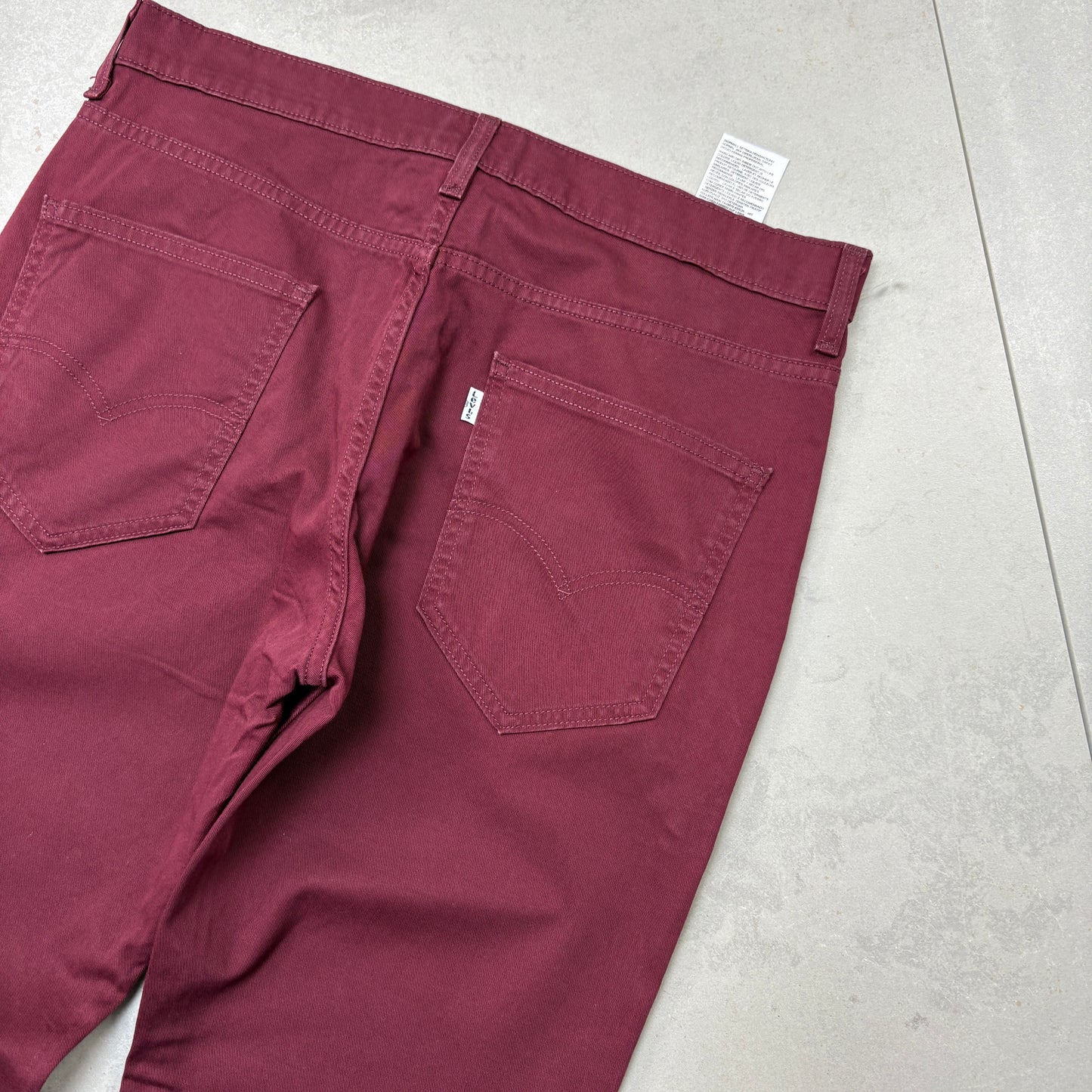 Vintage Levis Straight Burgundy Chino Denim Jeans - 34