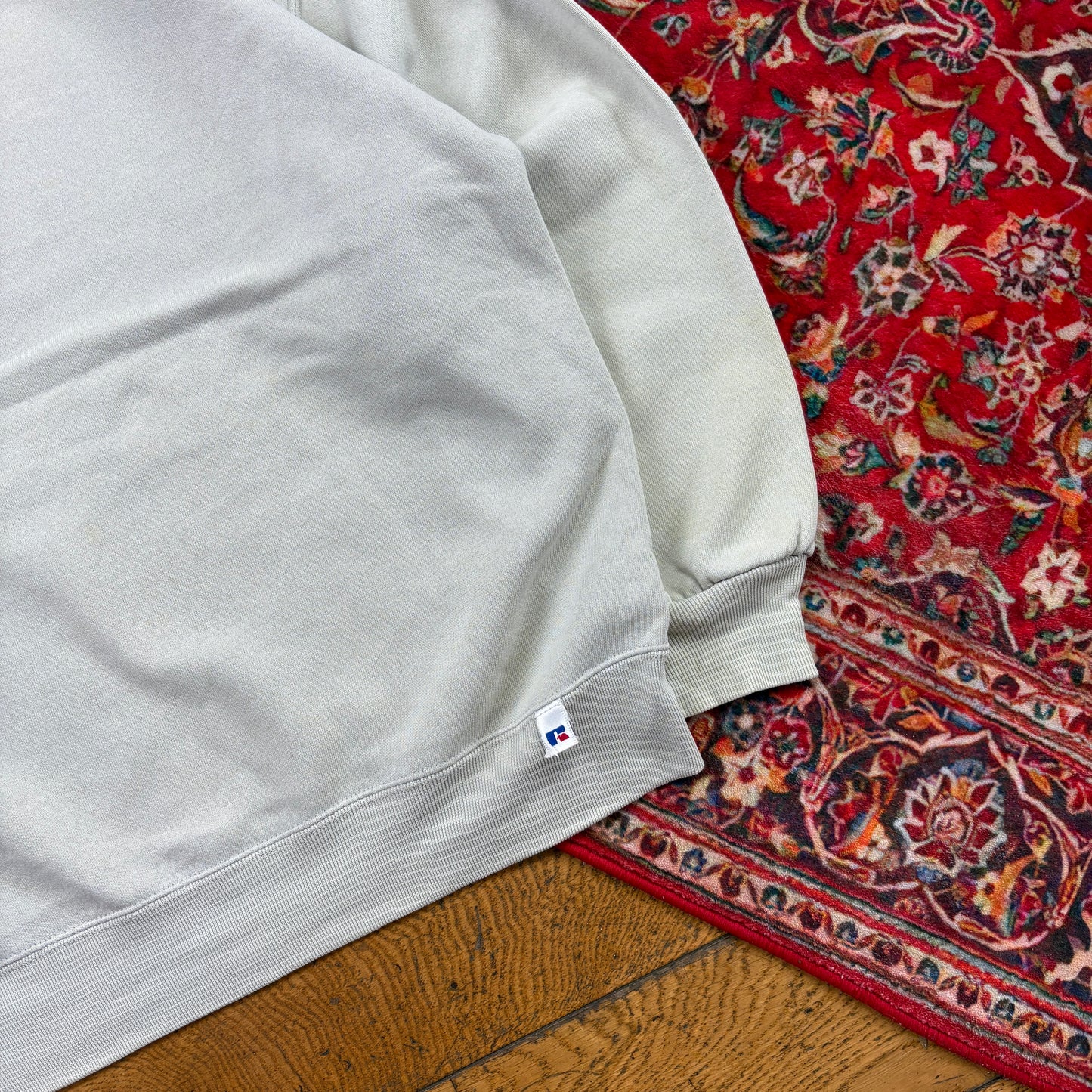 Vintage Russell Athletic Blank Cream Sweatshirt - L