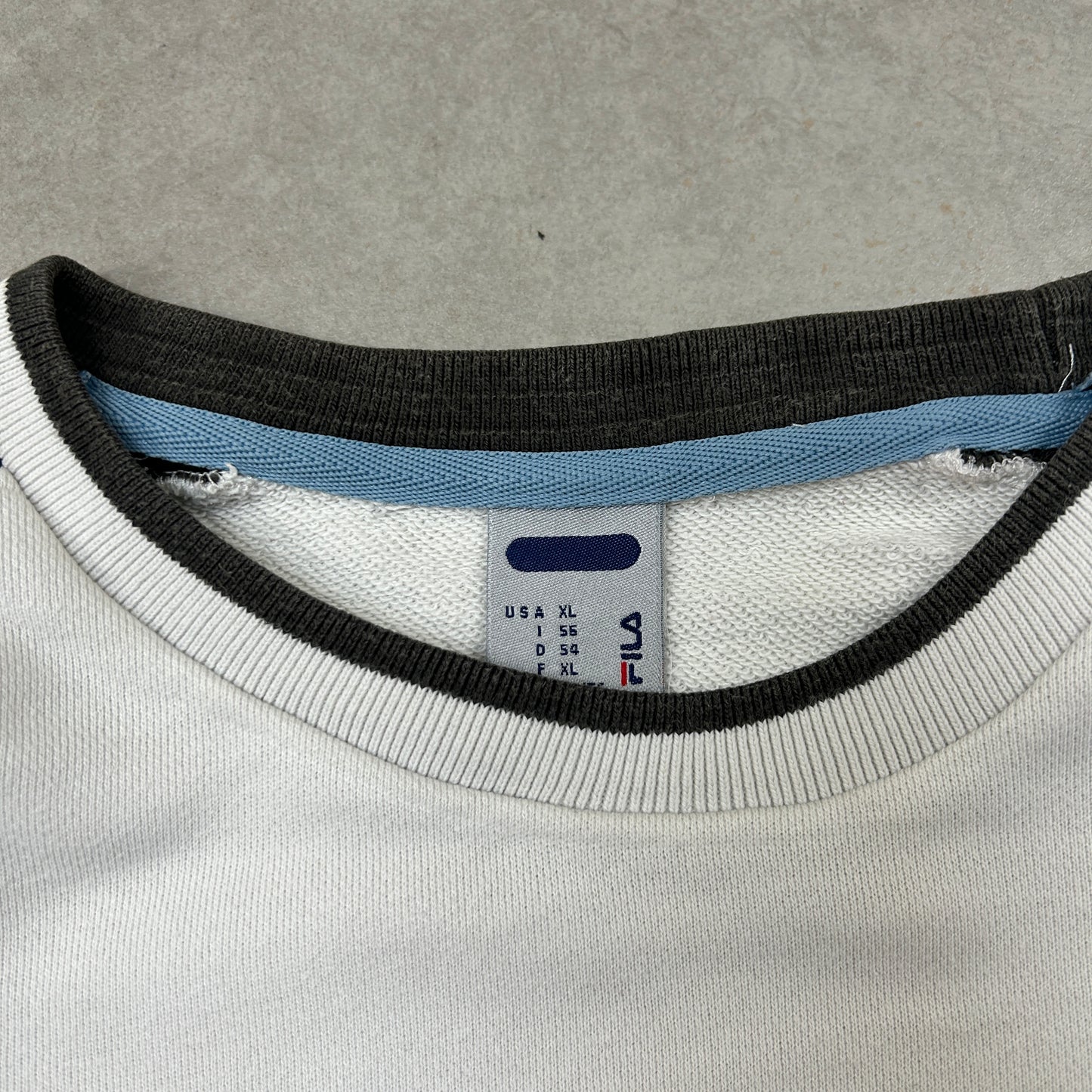 Vintage Fila White Embroidered Sweatshirt - XL