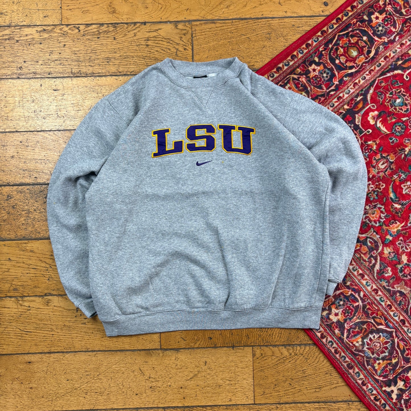 Vintage Nike LSU Grey American College Embroidered Sweatshirt - M