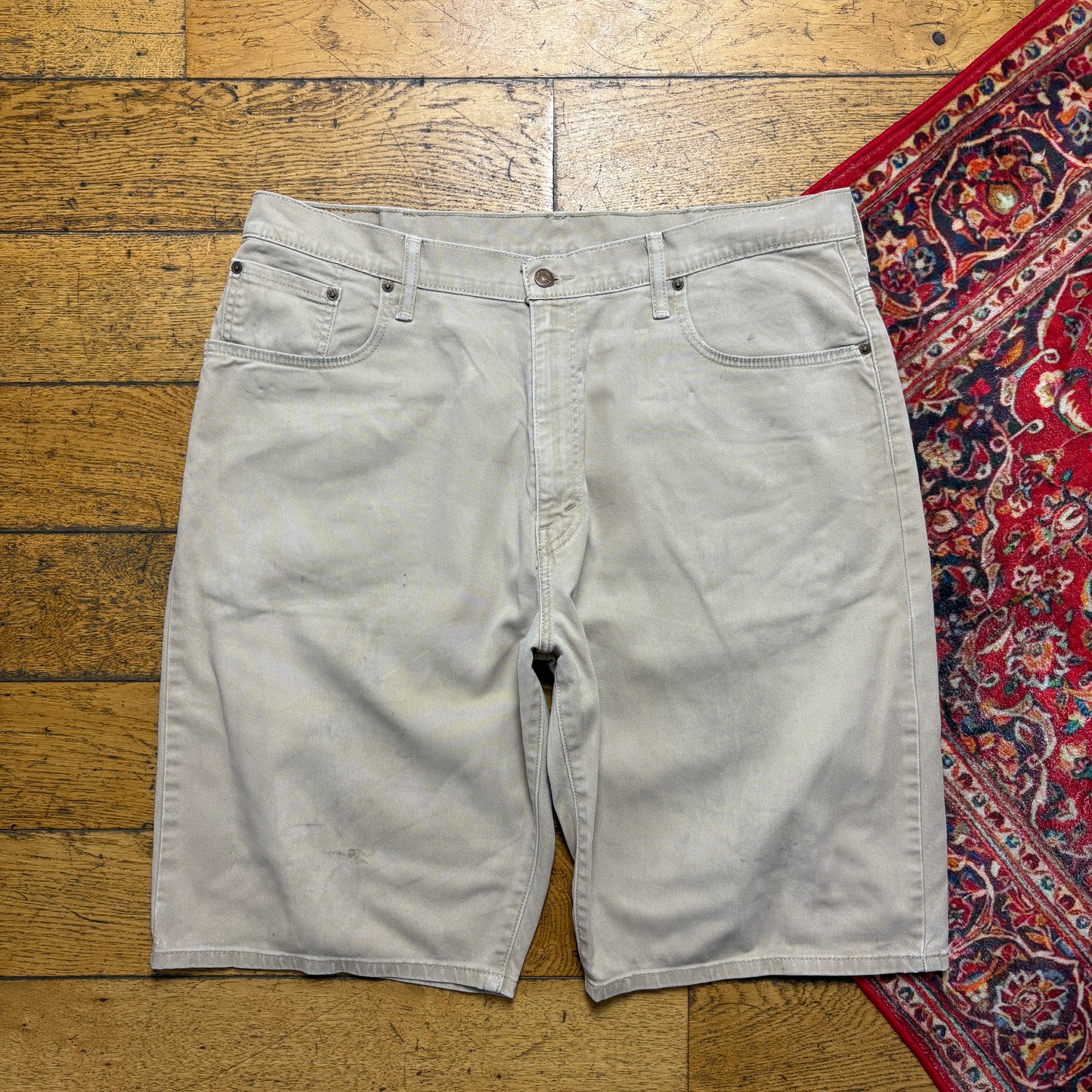Vintage Levis 569 Baggy Cream Denim Shorts - 38
