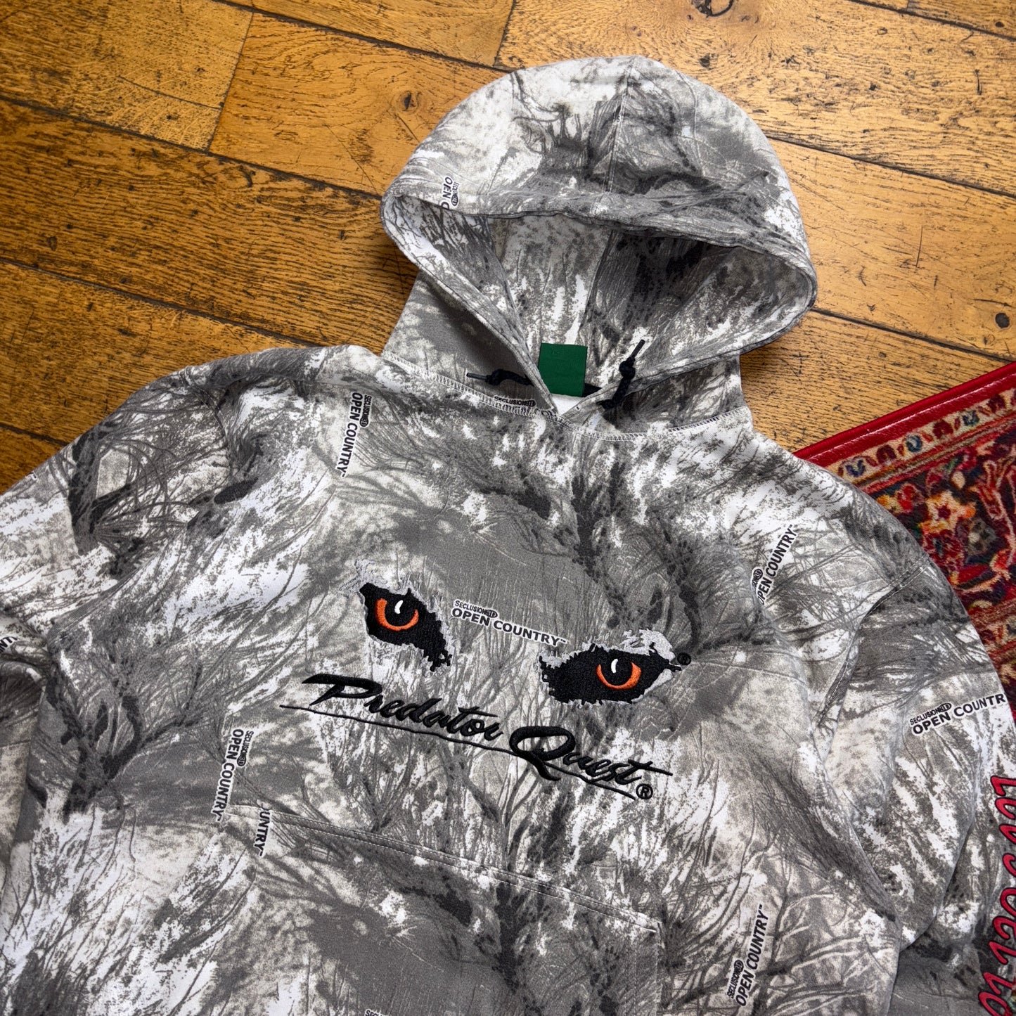 Vintage Realtree Camo White Embroidered Hoodie Sweatshirt - XL