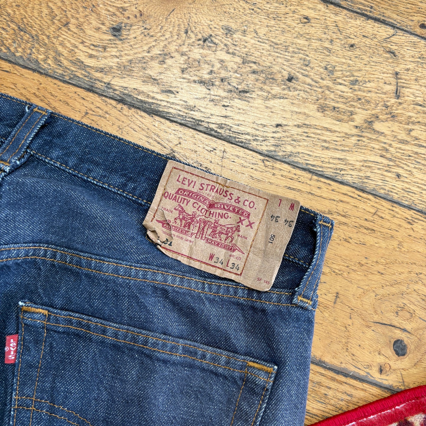 Vintage Levis 501 Straight Grey Blue Denim Jeans - 34S