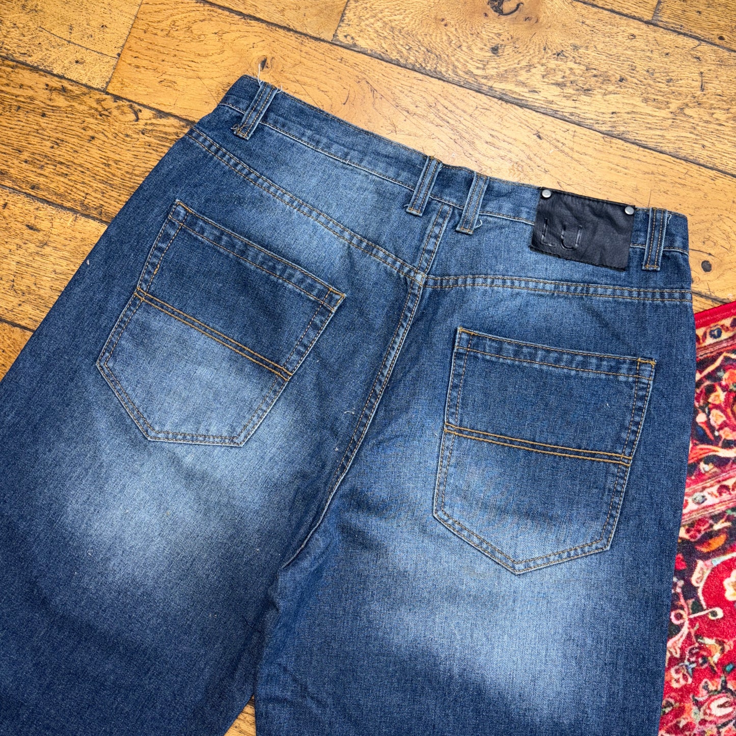 Vintage Blue Embroidered Y2K Hip Hop Baggy Jeans Shorts Jorts - 38