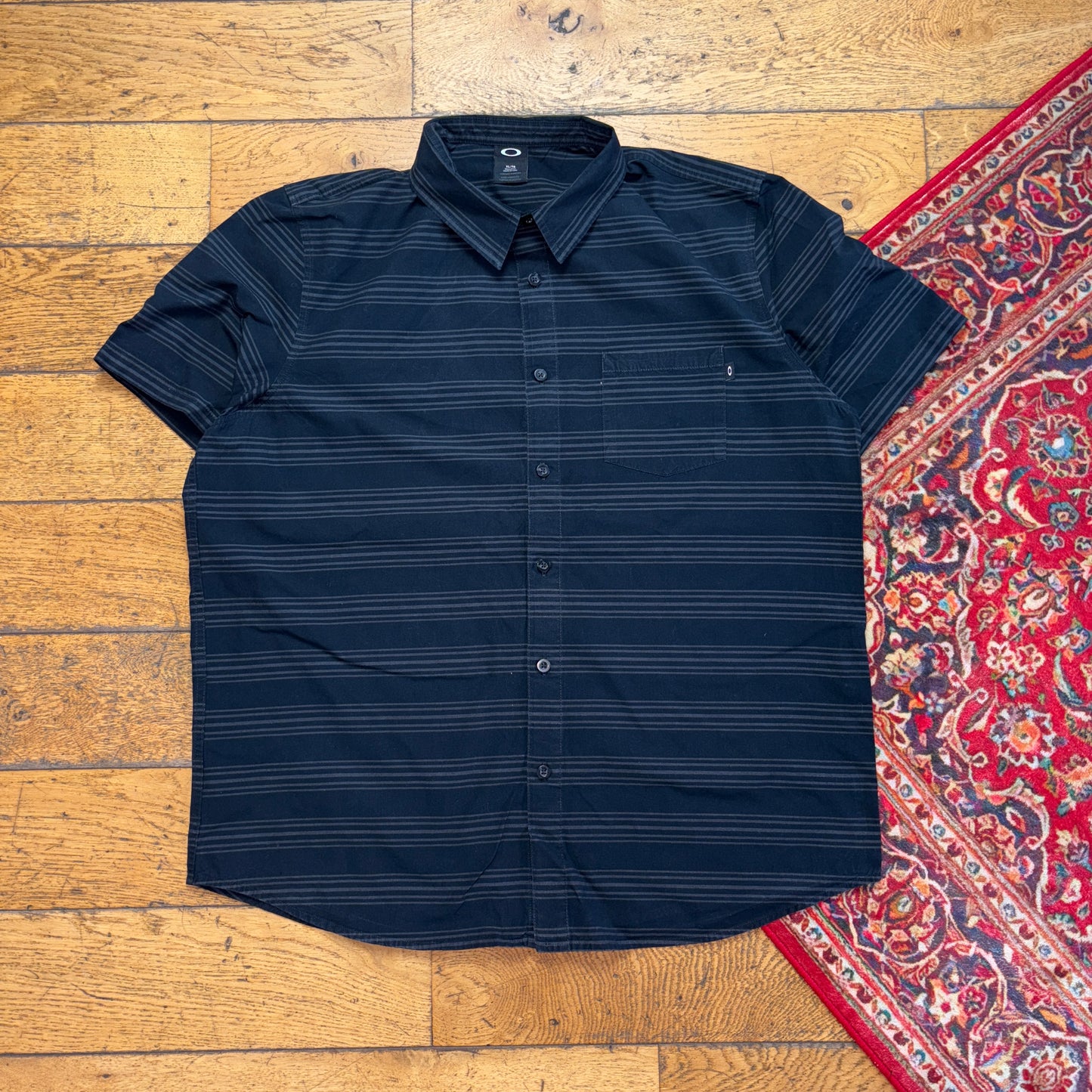 Vintage Oakley Black Stripe Short Sleeve Shirt -XL