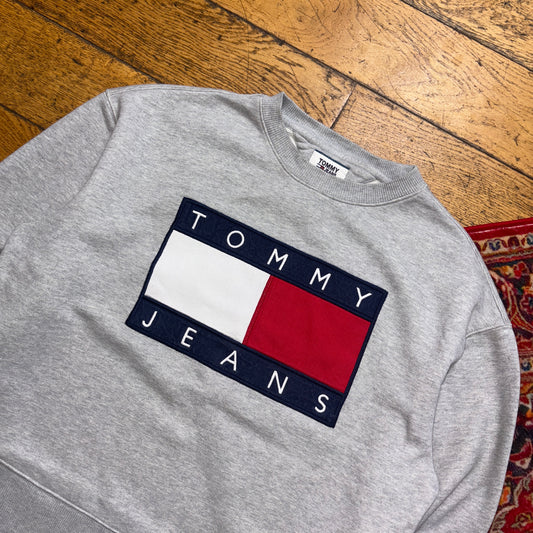 Vintage Tommy Hilfiger Grey Embroidered Sweatshirt - M