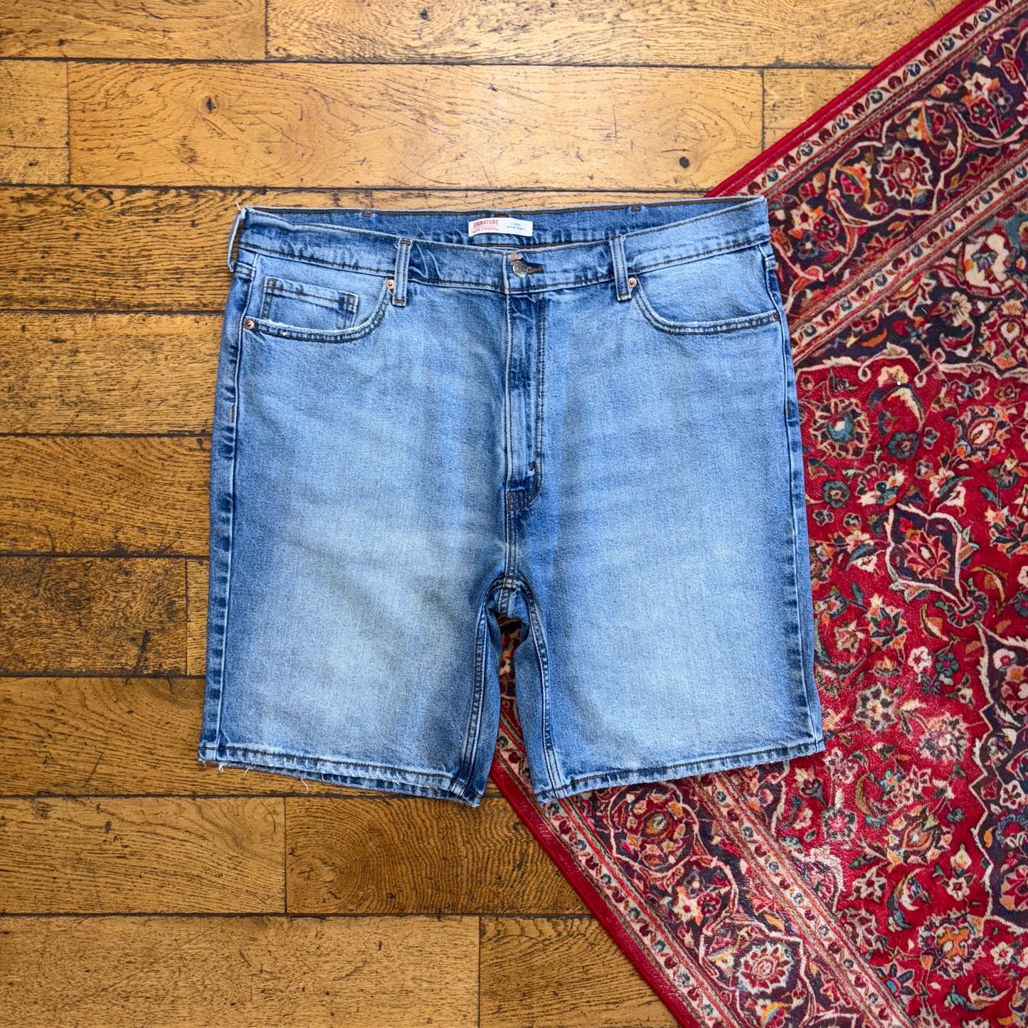 Vintage Levis Blue Baggy Denim Shorts - 42