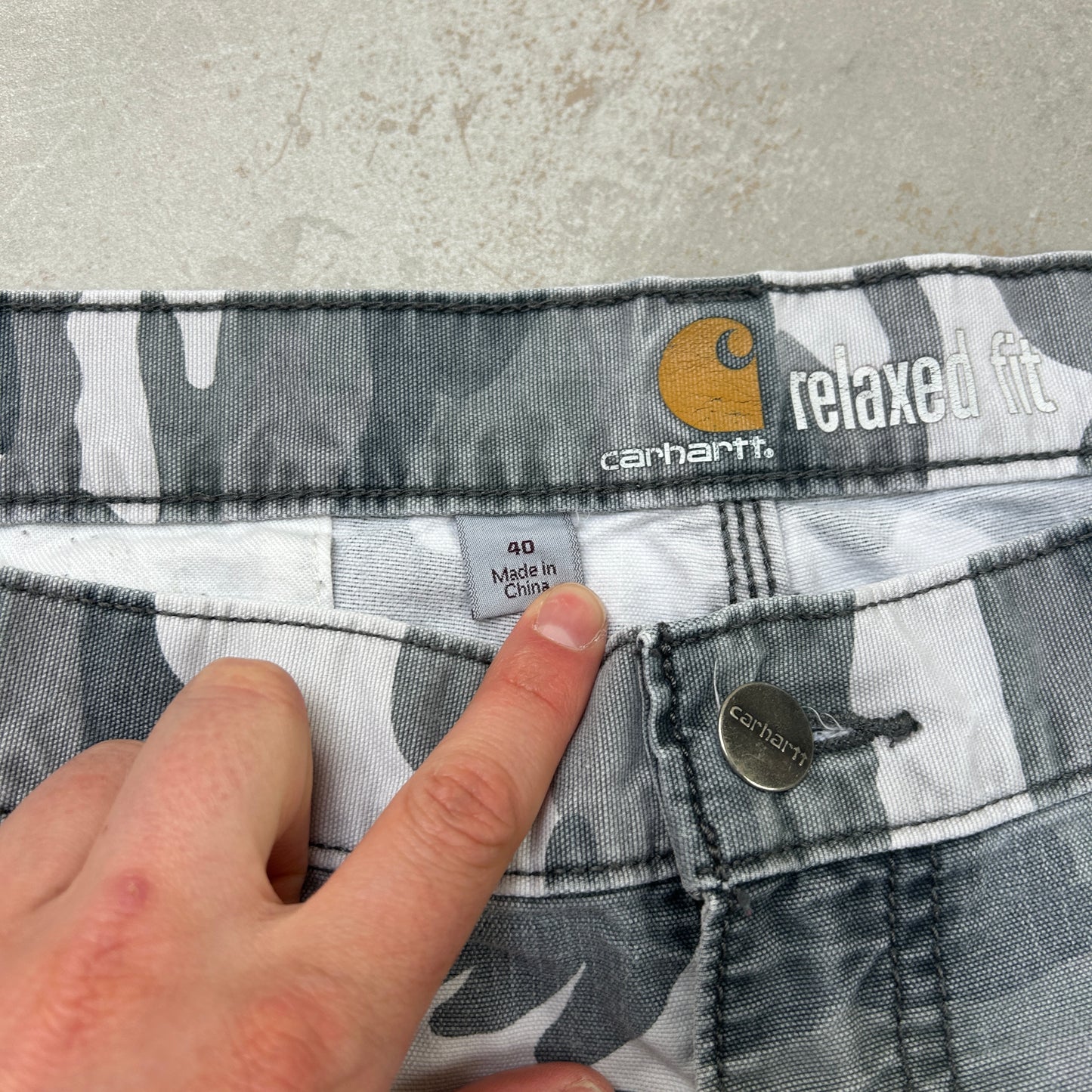 Vintage Carhartt Workwear Camo Baggy Carpenter Grey Shorts - 40
