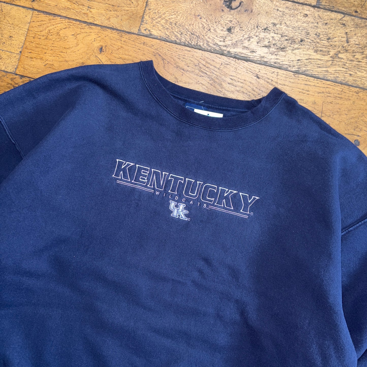 Vintage Kentucky Wildcats Navy USA College Embroidered Sweatshirt - 2XL